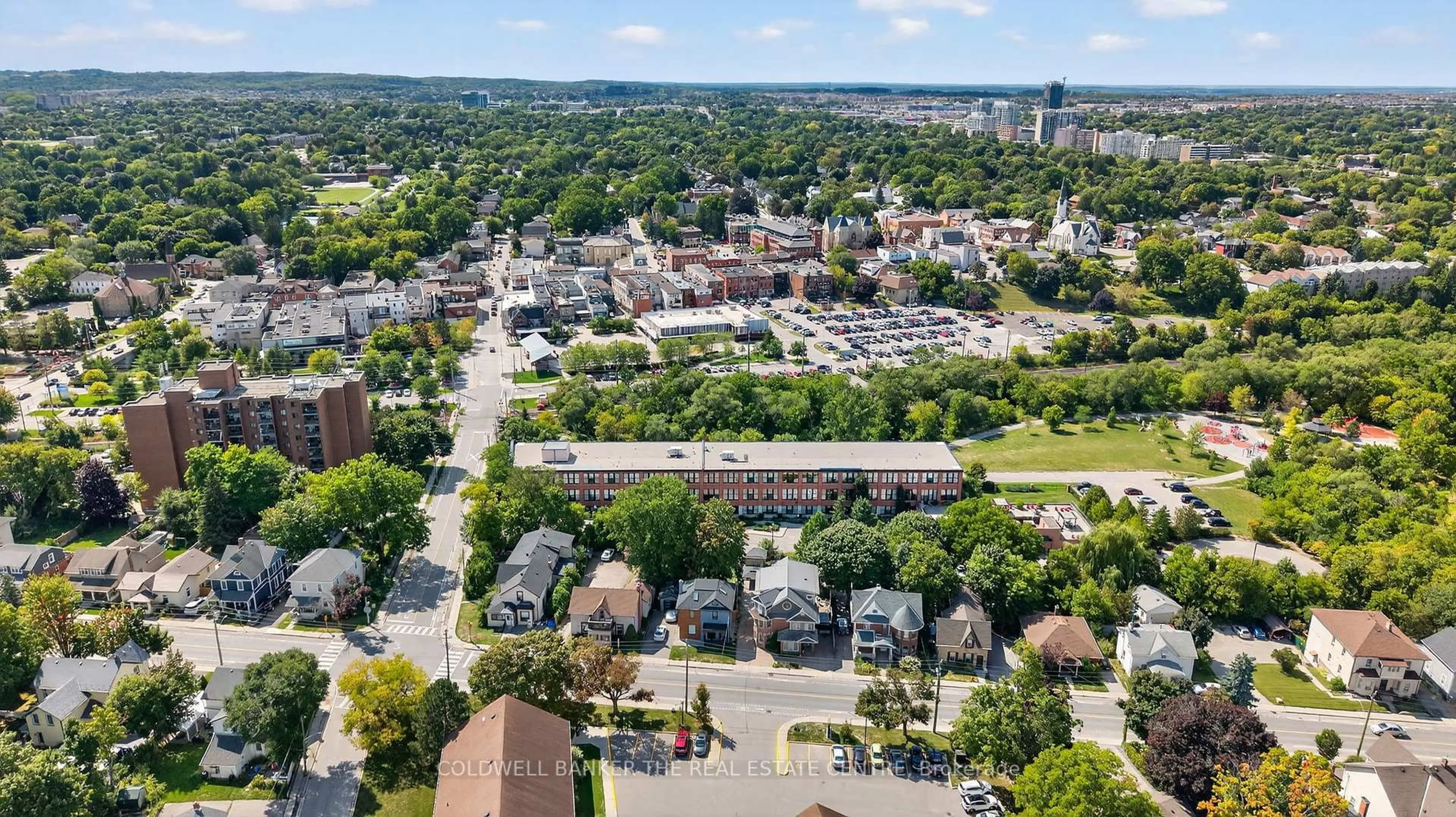 A pic from outside/outdoor area/front of a property/back of a property/a pic from drone, city buildings view from balcony for 543 Timothy St #318, Newmarket Ontario L3Y 1R1