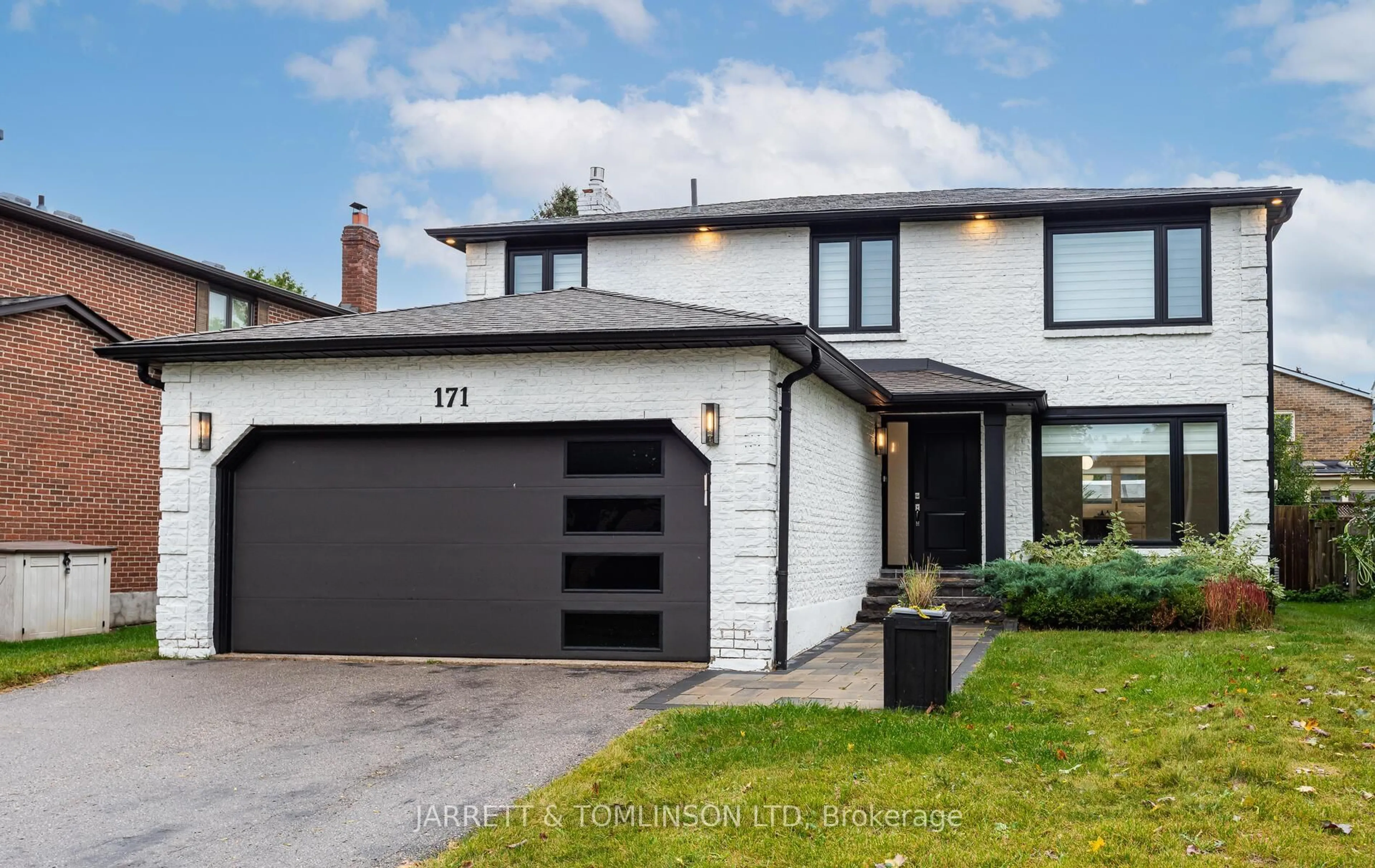 Home with brick exterior material, street for 171 Walton Dr, Aurora Ontario L4G 3P8