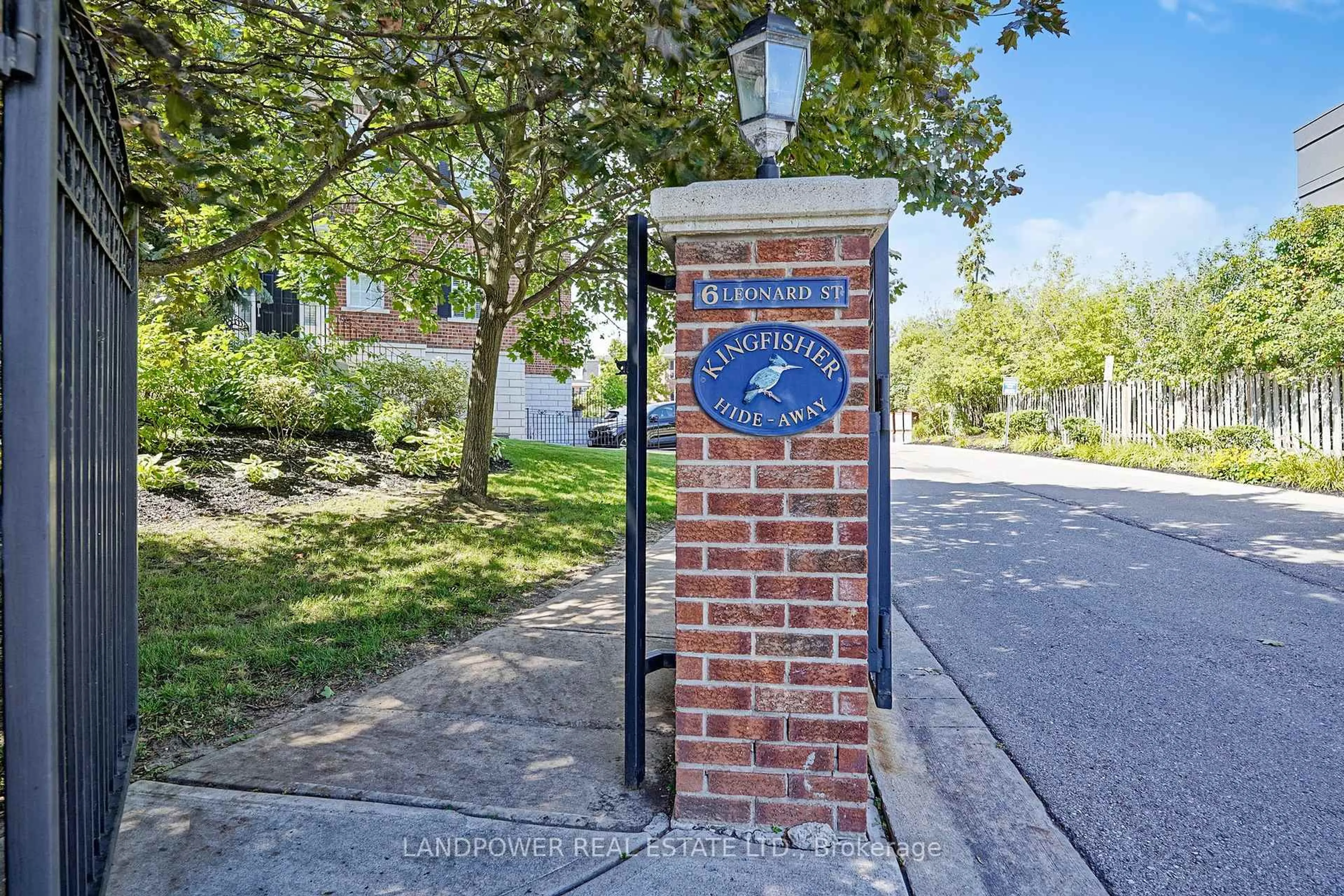 Unknown for 6 Leonard St #33, Richmond Hill Ontario L4C 0L6