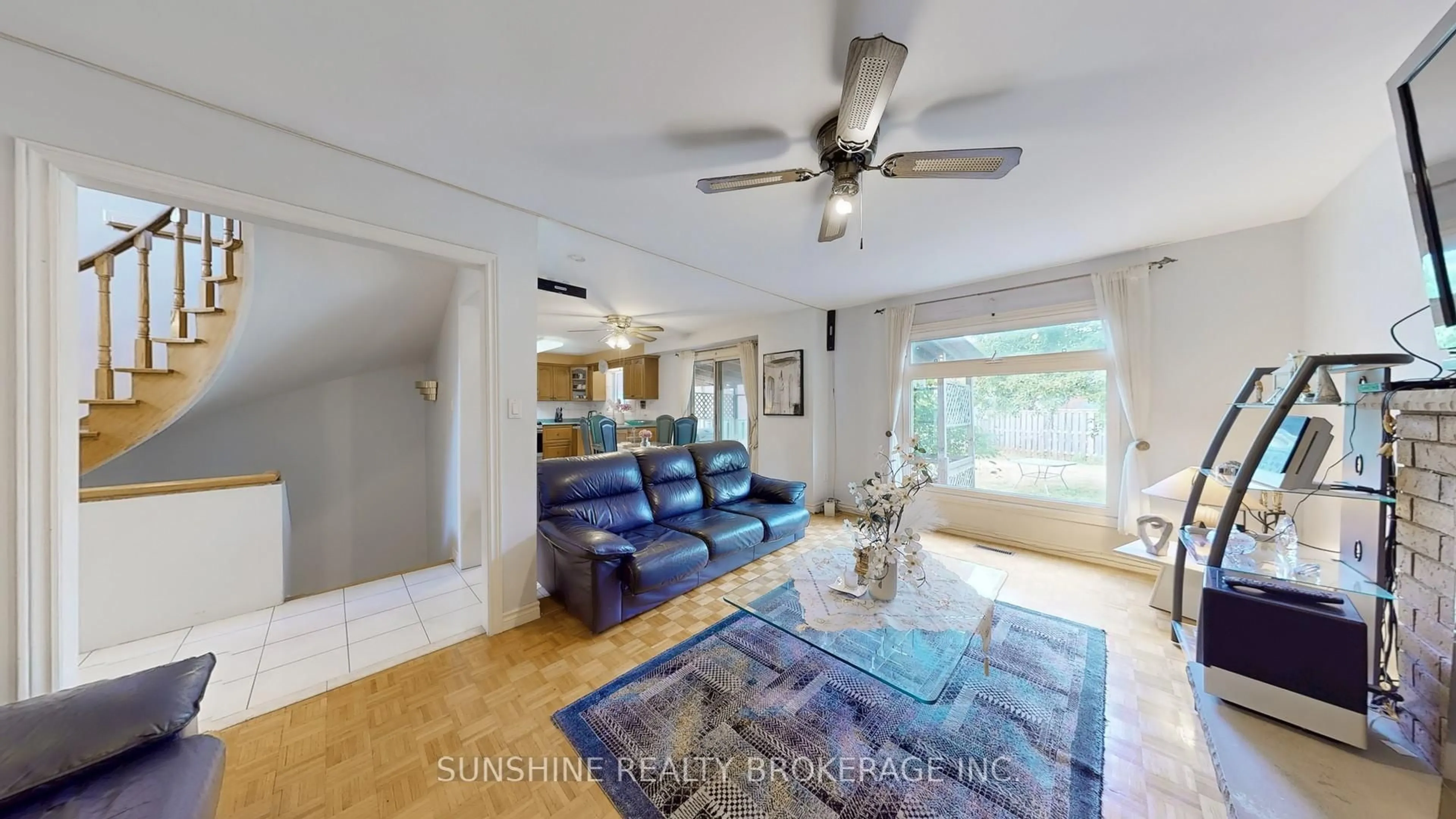 Living room with furniture, unknown for 62 Cobbler Cres, Markham Ontario L3P 6P1