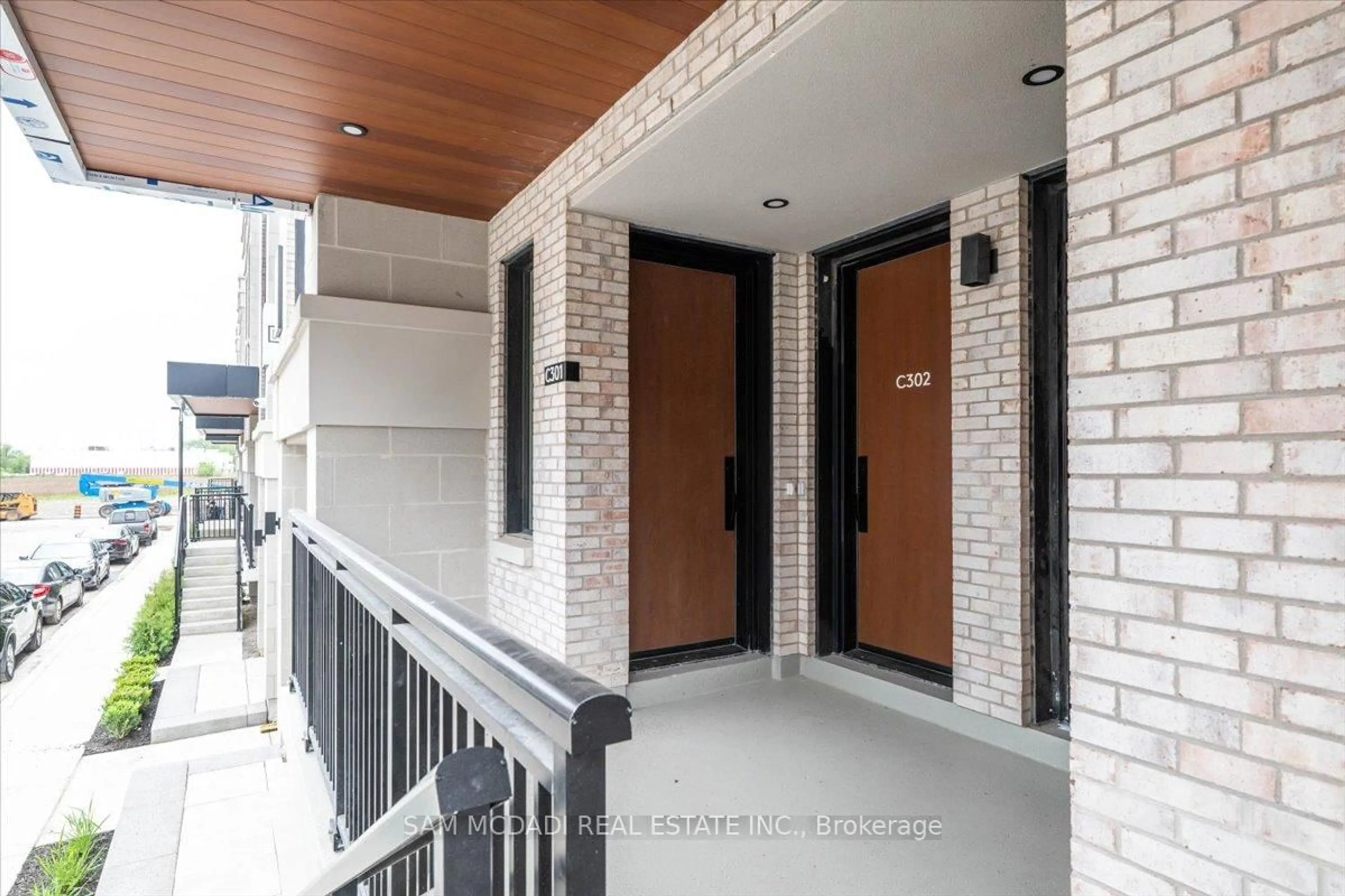 Unknown for 6 Red Squirrel Lane #C301, Richmond Hill Ontario L4S 0P5