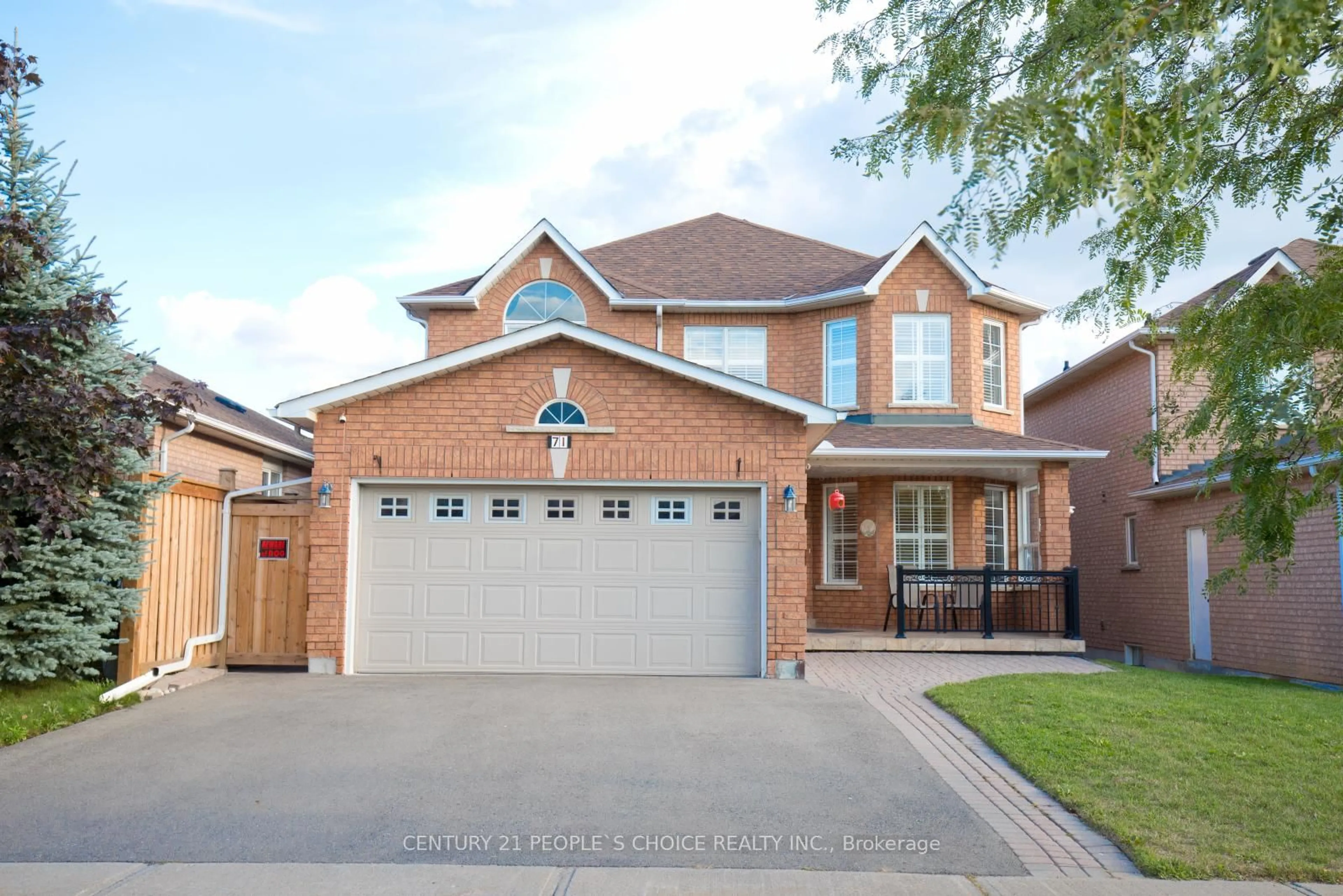 Home with brick exterior material, street for 71 Rosanna Cres, Vaughan Ontario L6A 3E3