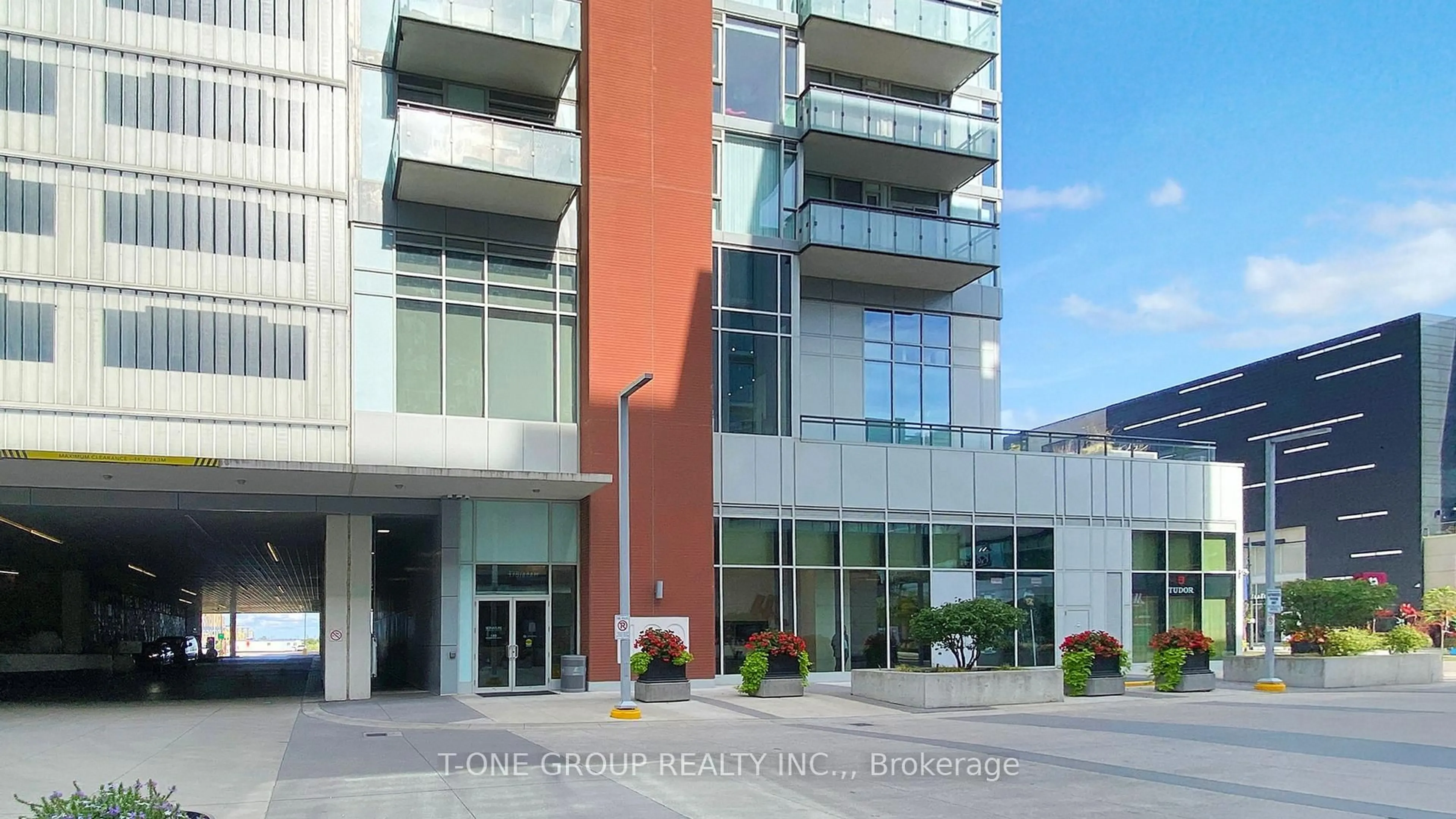 Indoor foyer for 180 Enterprise Blvd #404, Markham Ontario L6G 0G4