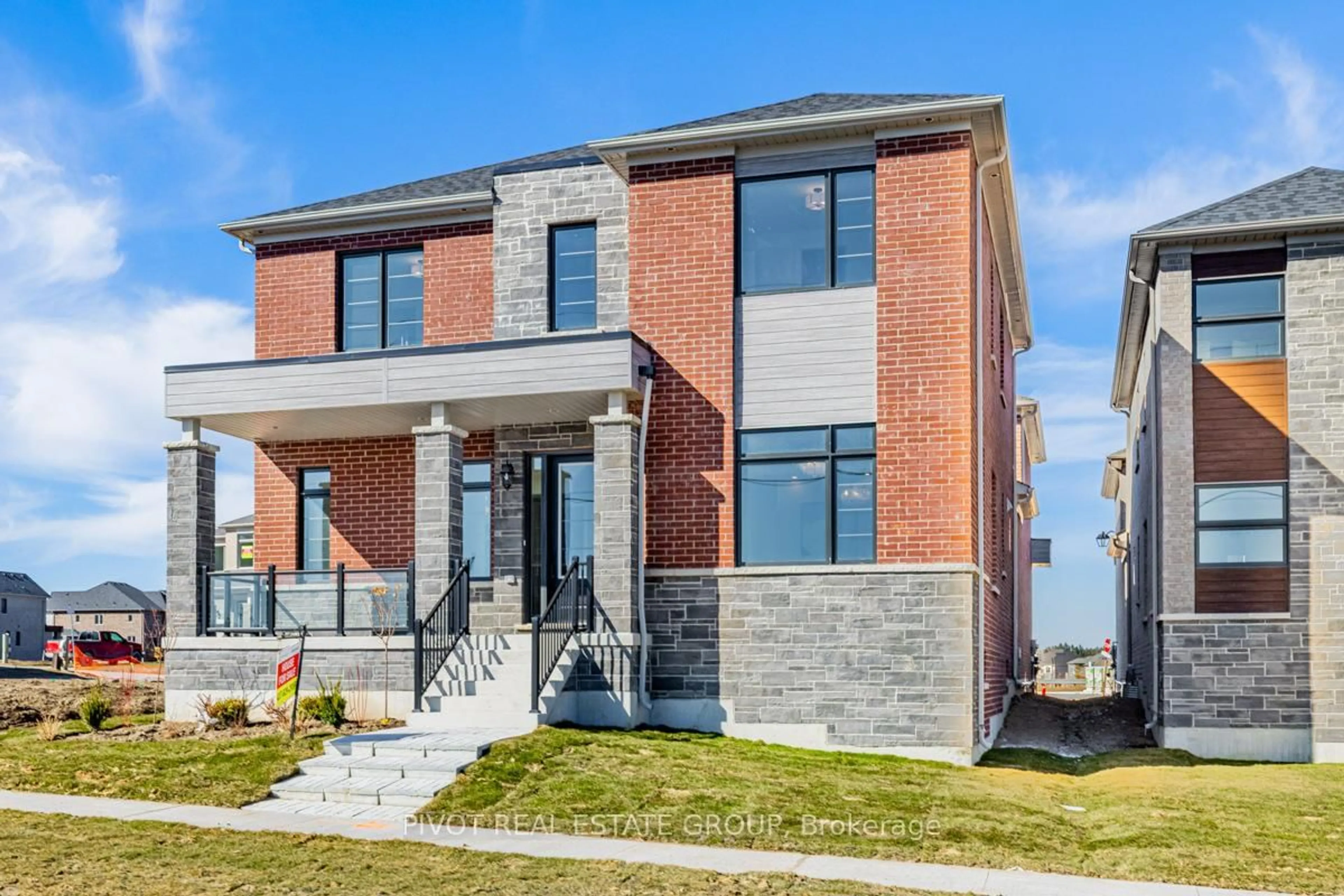 Home with brick exterior material, street for 5 Rowe St, Bradford West Gwillimbury Ontario L3Z 4M9