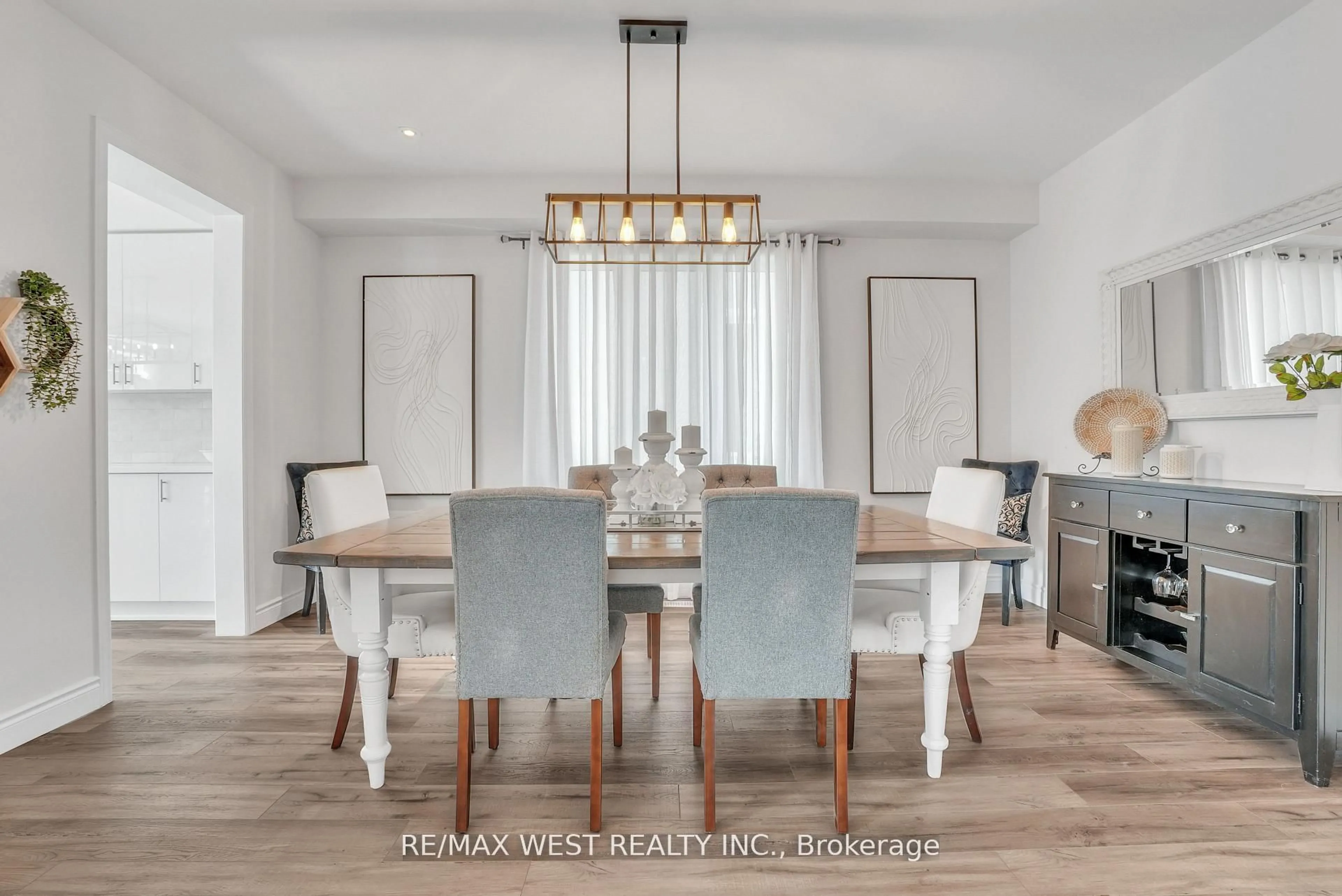 Dining room, wood/laminate floor for 184 Brownley Lane, Essa Ontario L0M 1B6
