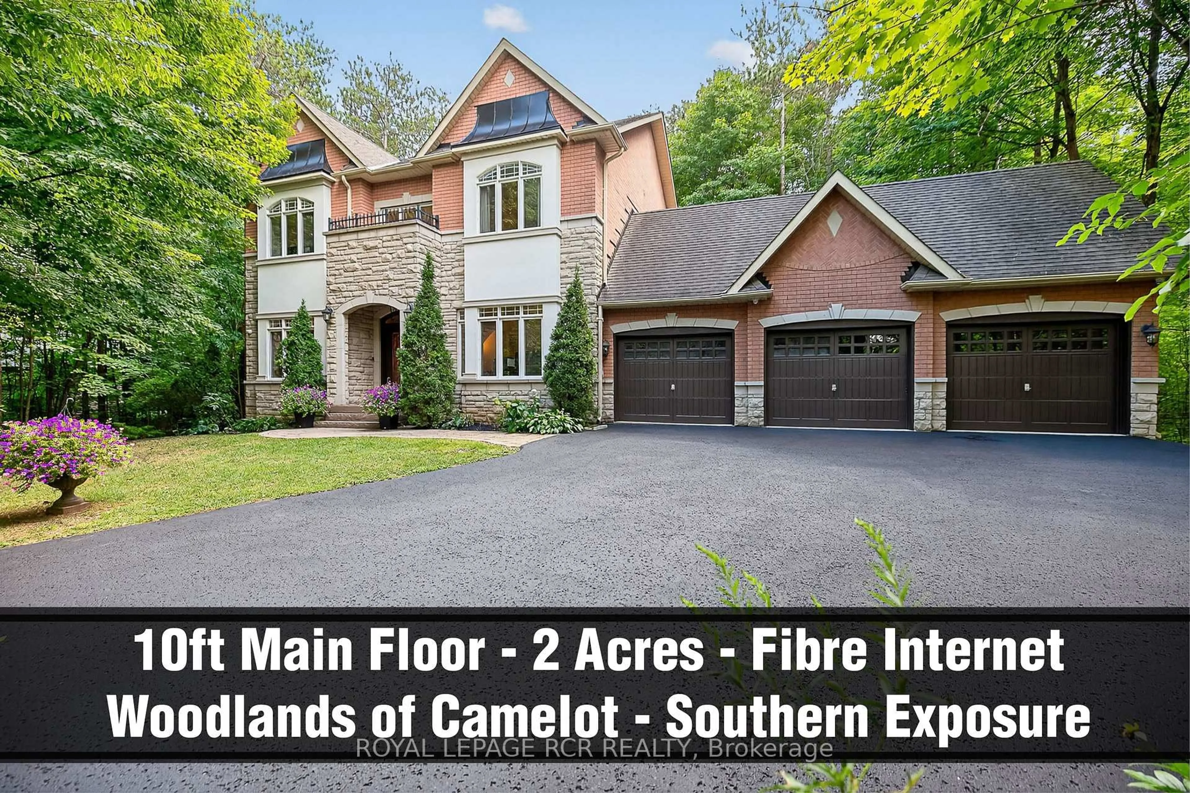 Home with brick exterior material, street for 45 Lake Woods Dr, Whitchurch-Stouffville Ontario L4A 1P1