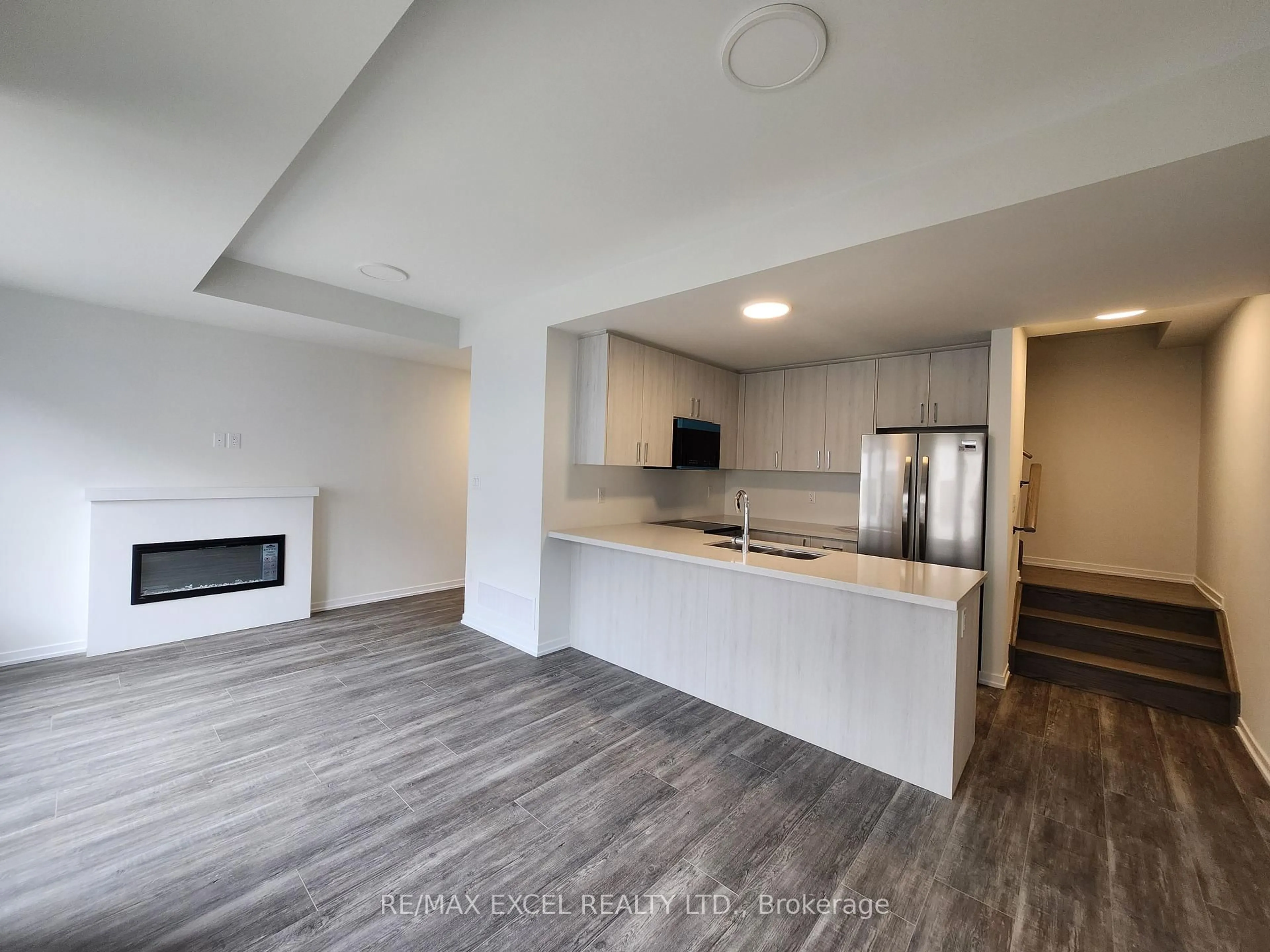Open concept kitchen, unknown for 119 Matawin Lane, Richmond Hill Ontario L4B 0H7