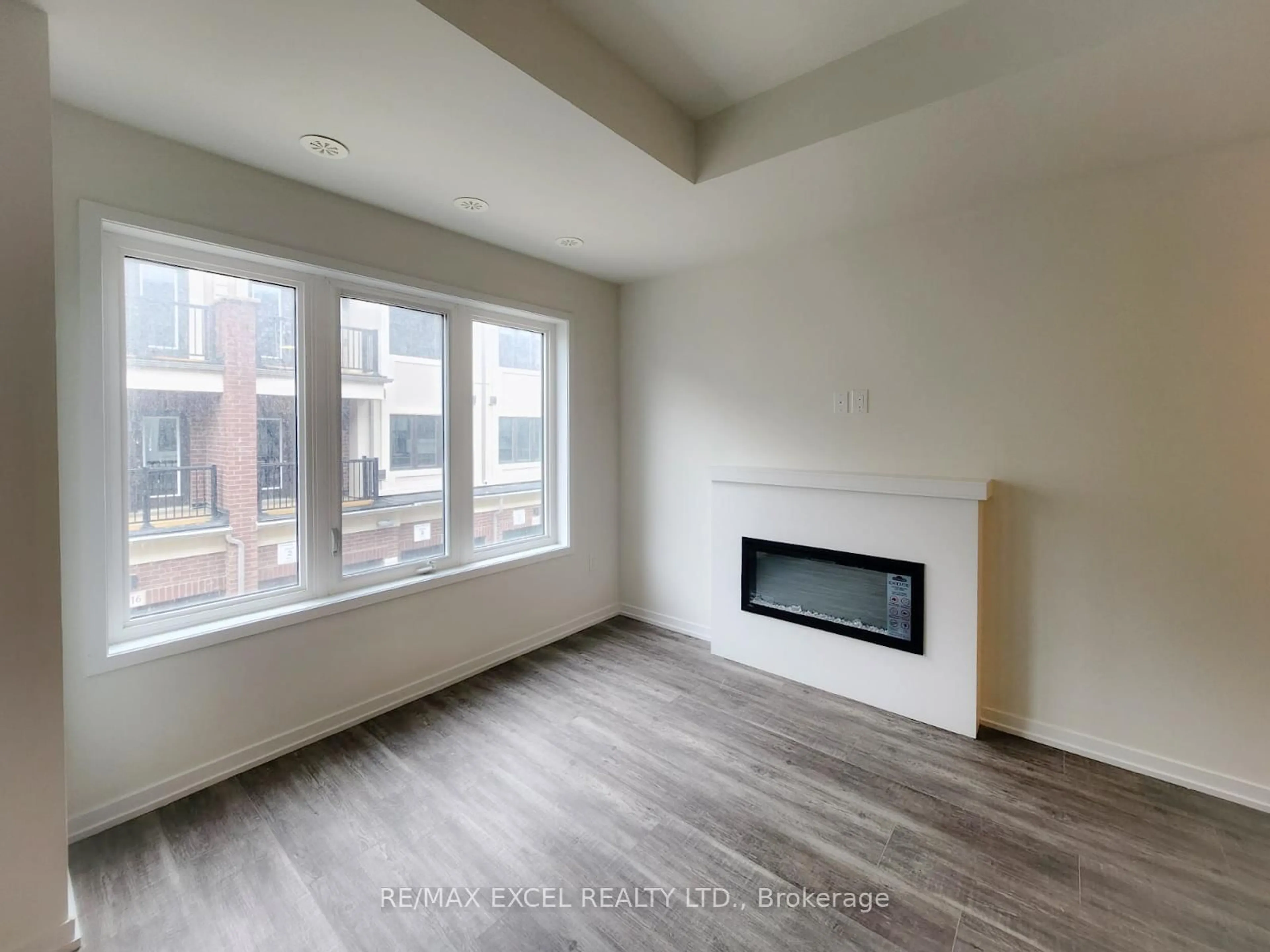 A pic of a room for 119 Matawin Lane, Richmond Hill Ontario L4B 0H7