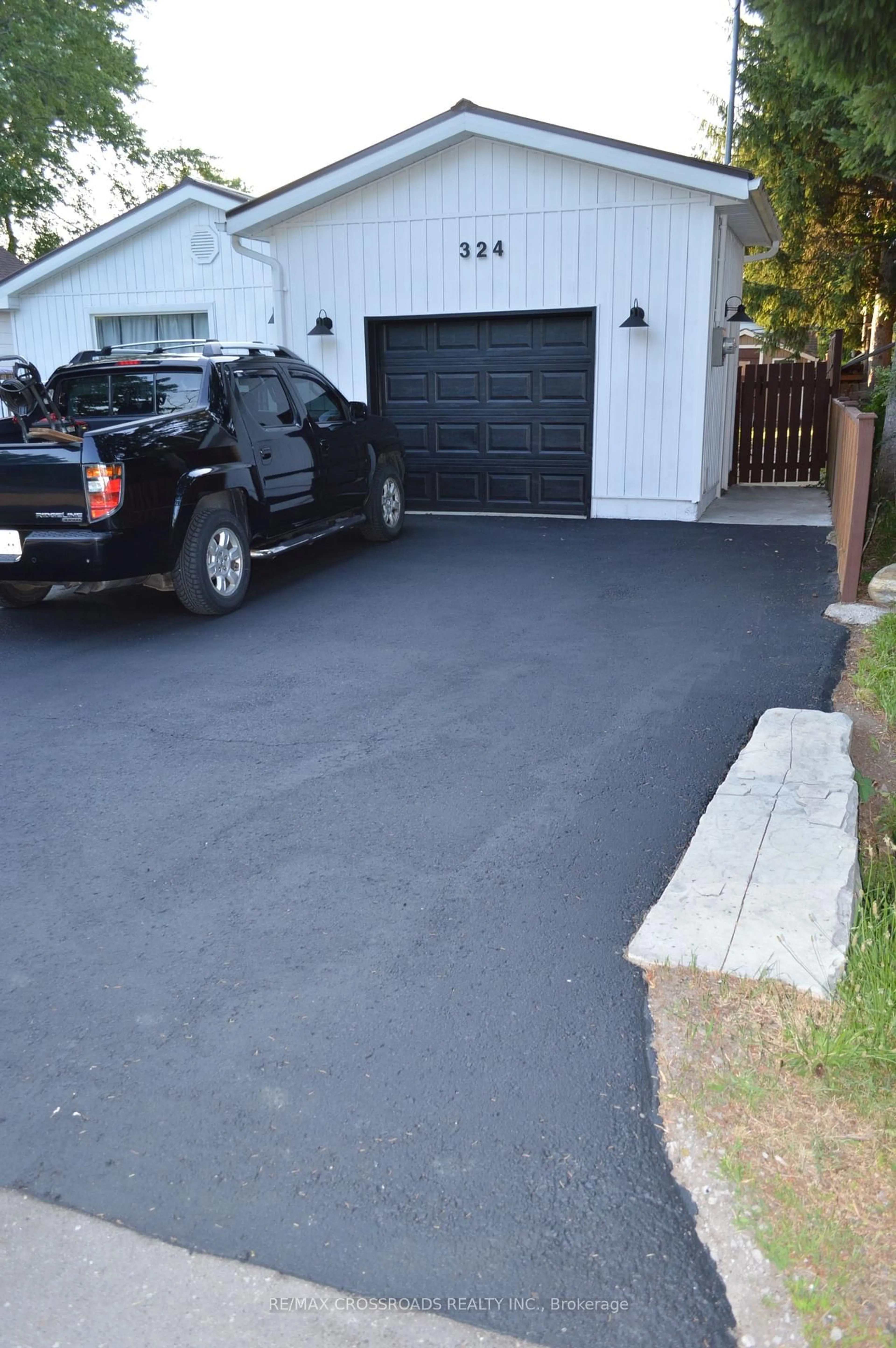 Unknown for 324 Tampa Dr, Georgina Ontario L4P 3A4