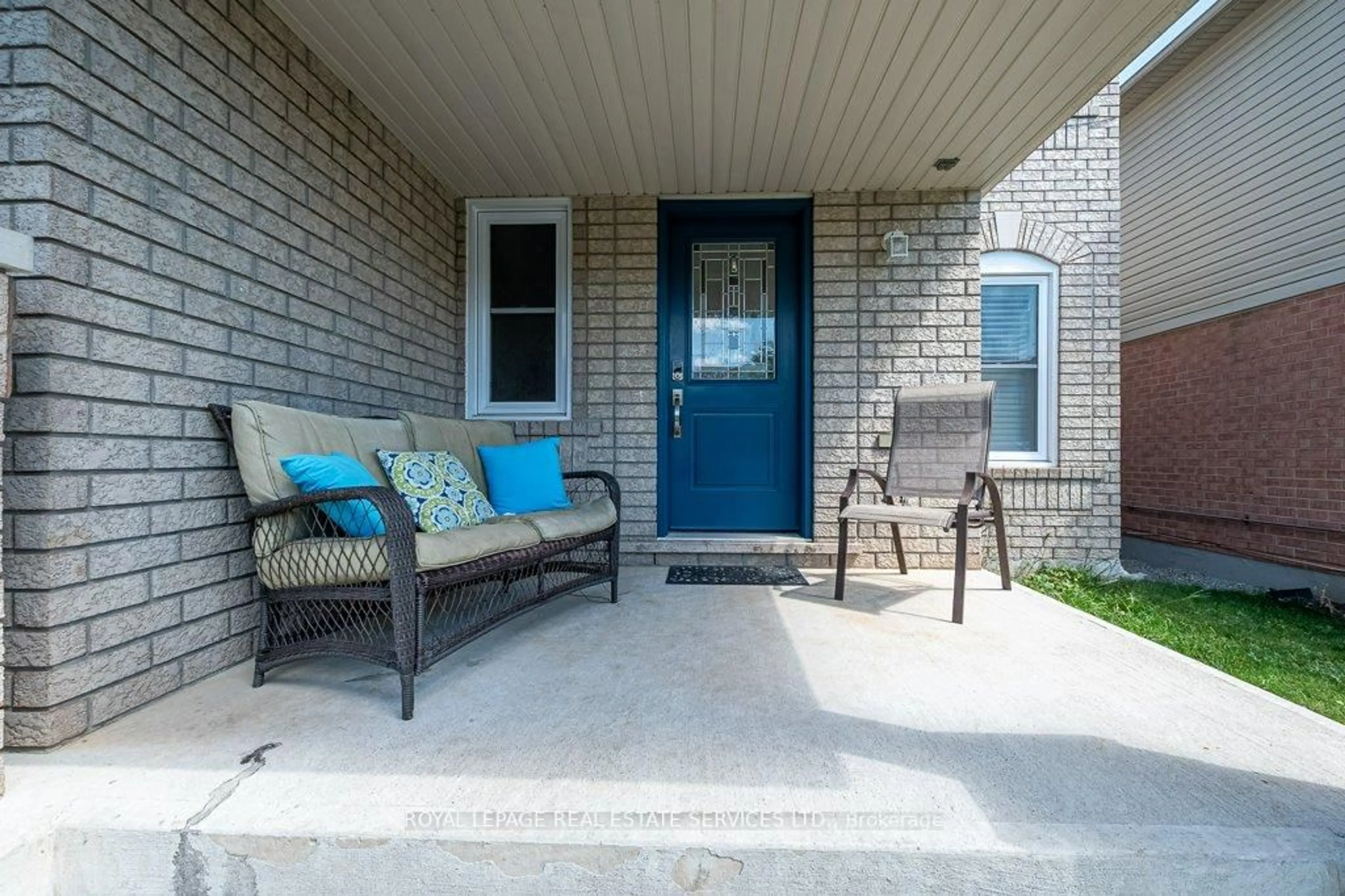 Unknown for 19 Callander Cres, New Tecumseth Ontario L9R 0B4