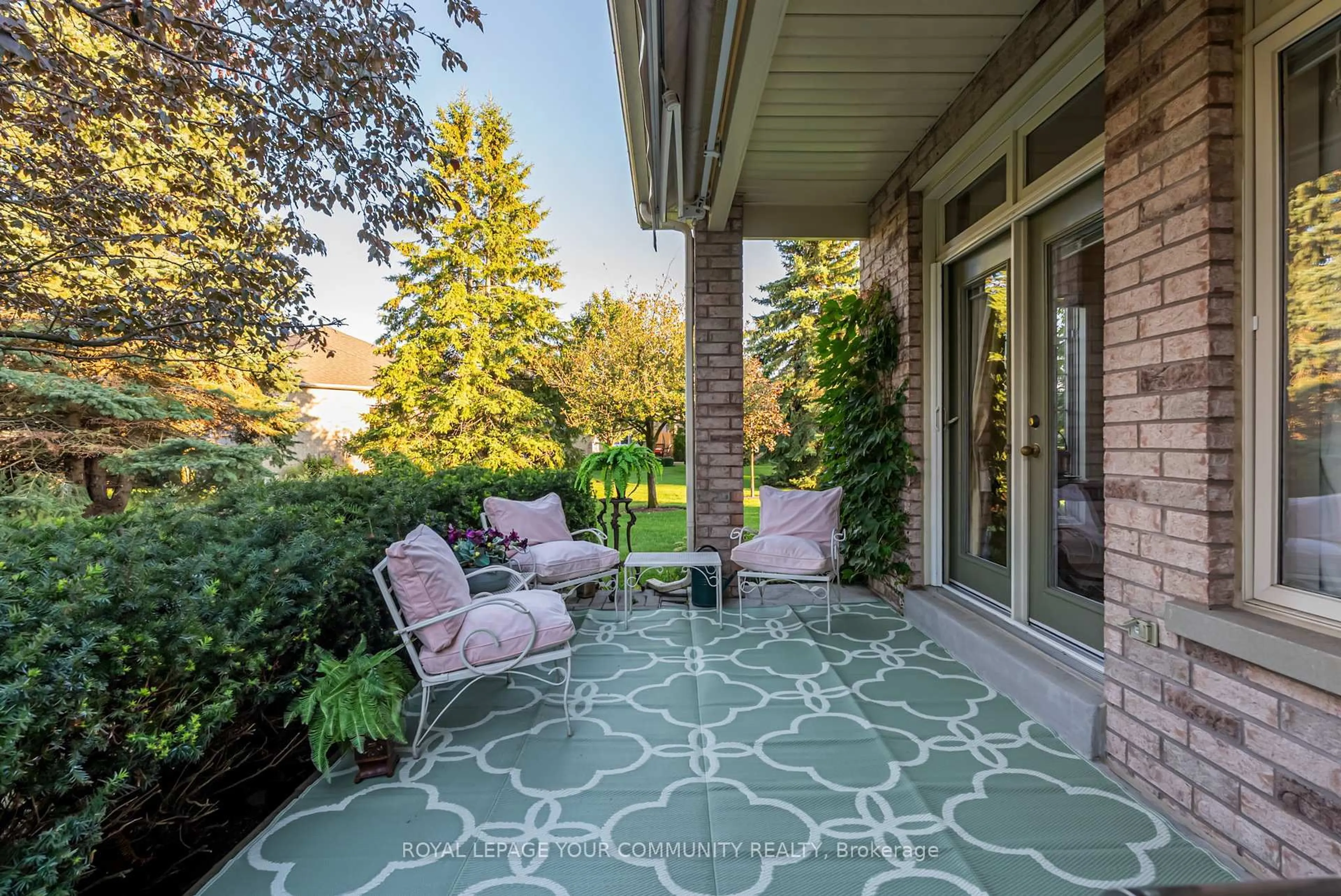Patio, water/lake/river/ocean view for 27 Faldos Flight, Whitchurch-Stouffville Ontario L4A 1M8