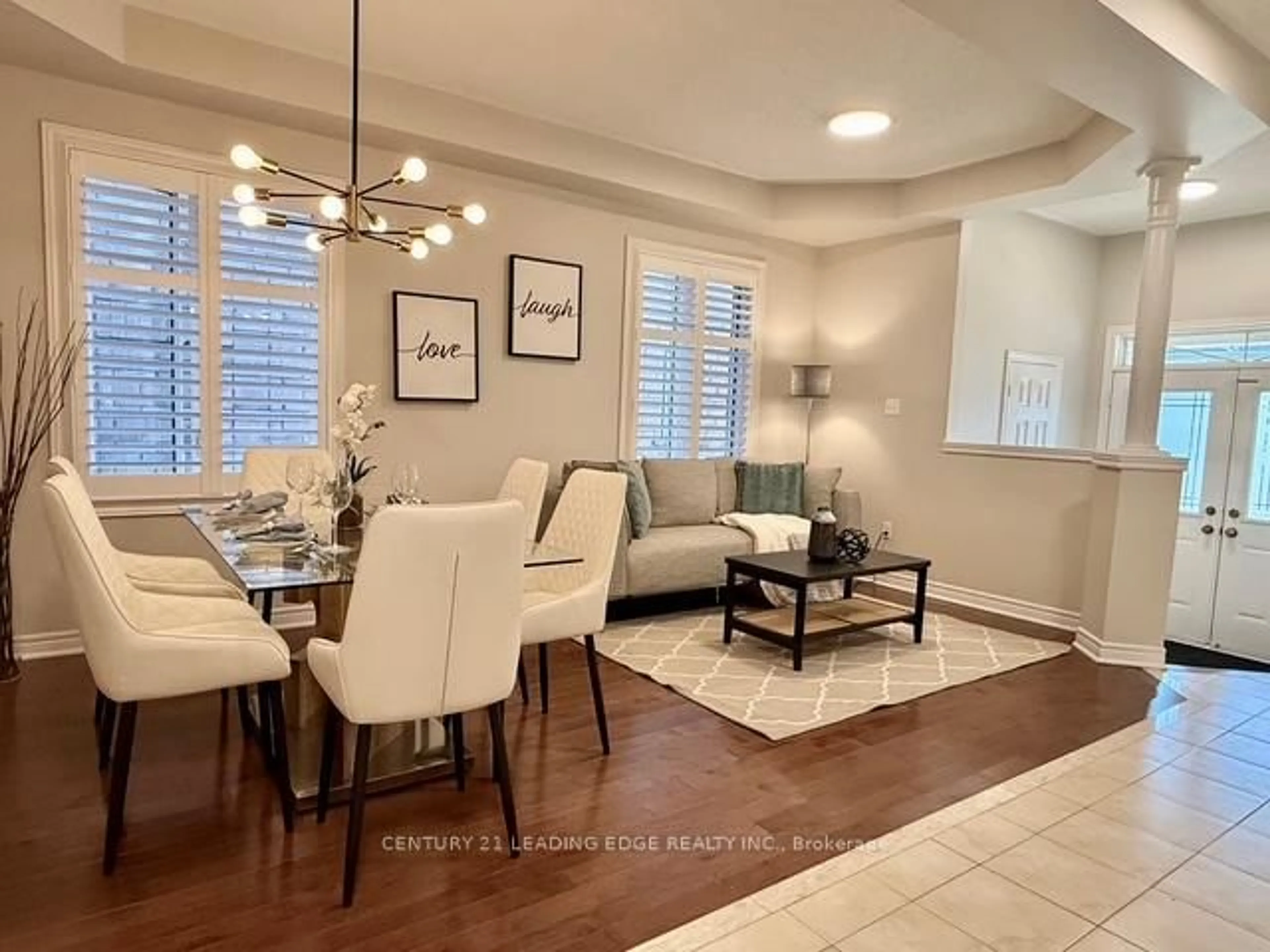 Dining room, unknown for 1163 Stuffles Cres, Newmarket Ontario L3X 0E4