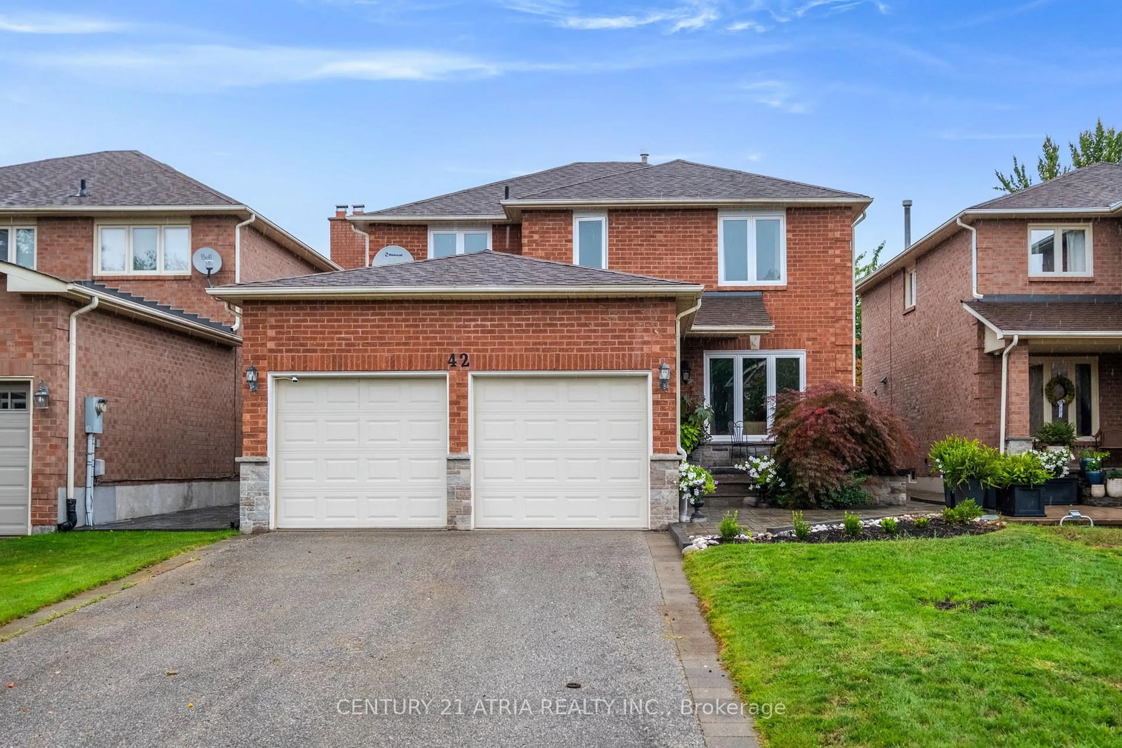 Home with brick exterior material, street for 42 Fifefield Dr, Vaughan Ontario L6A 1J2
