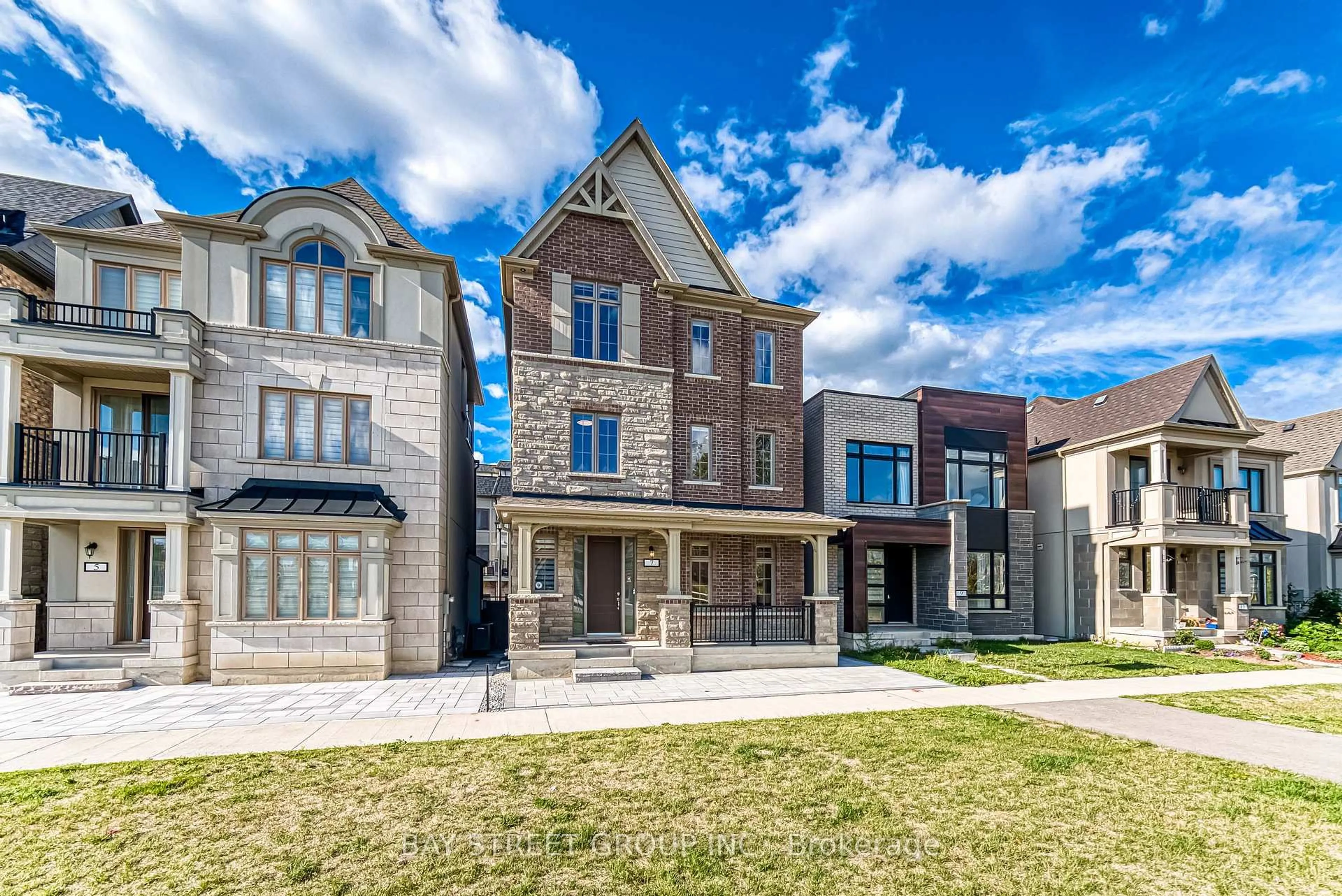 Home with brick exterior material, unknown for 7 Kohn Lane, Markham Ontario L6C 3J3