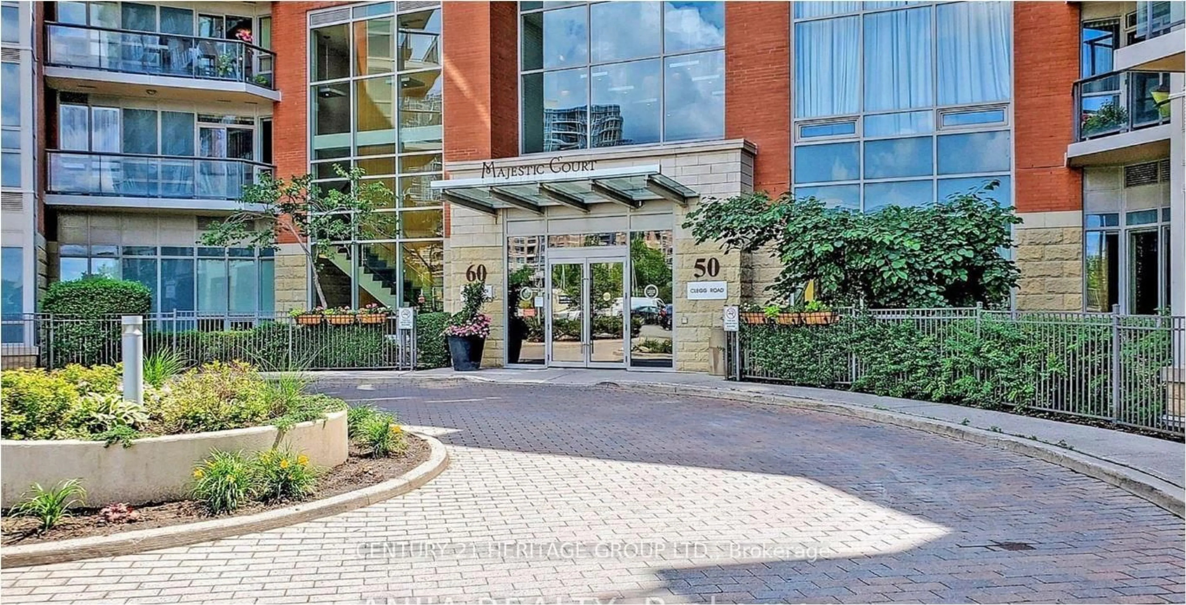 Indoor foyer for 60 South Town Centre Blvd #320, Markham Ontario L6G 0C5