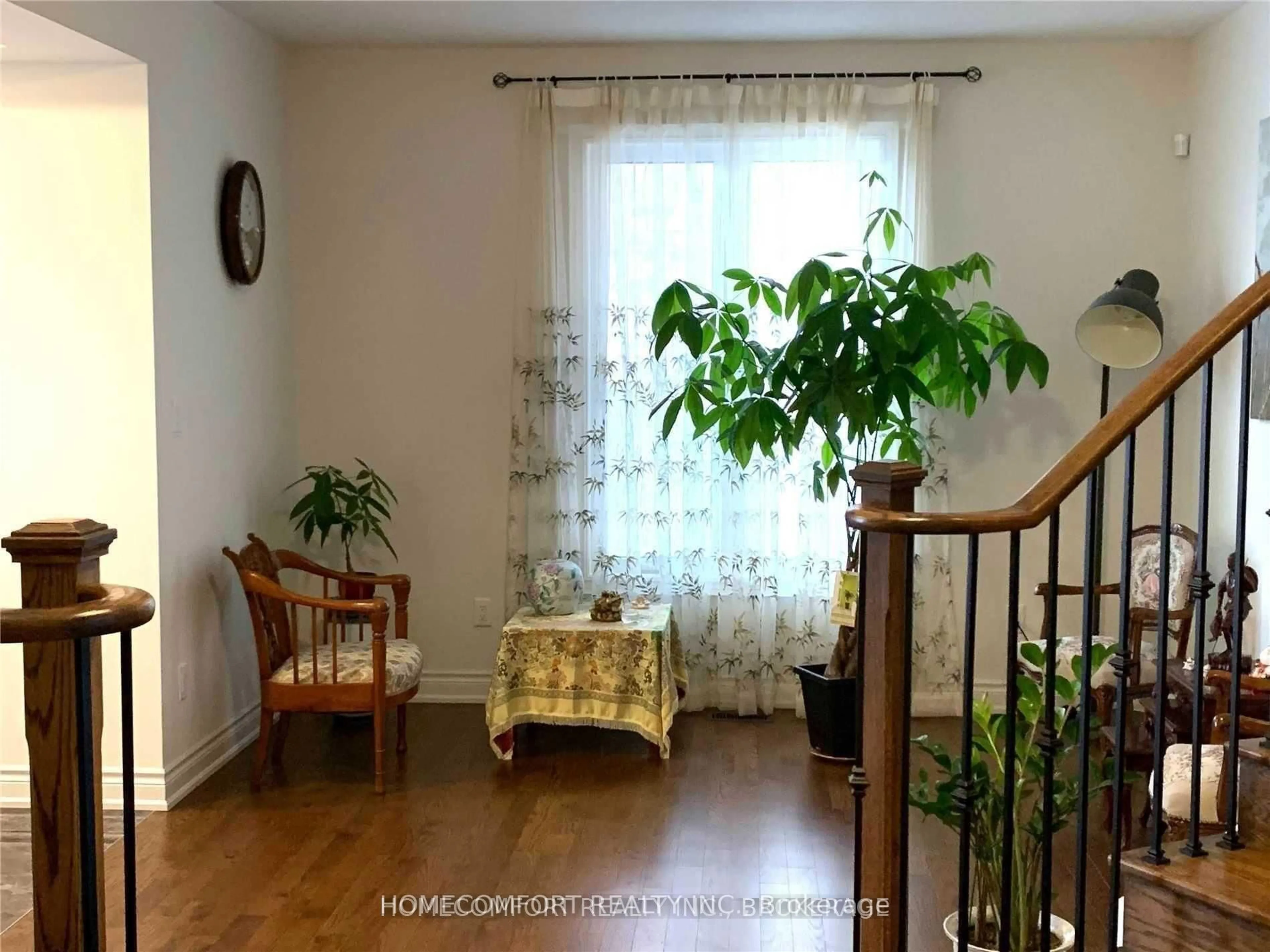 Unknown for 945 Langford Blvd, Bradford West Gwillimbury Ontario L3Z 4J2