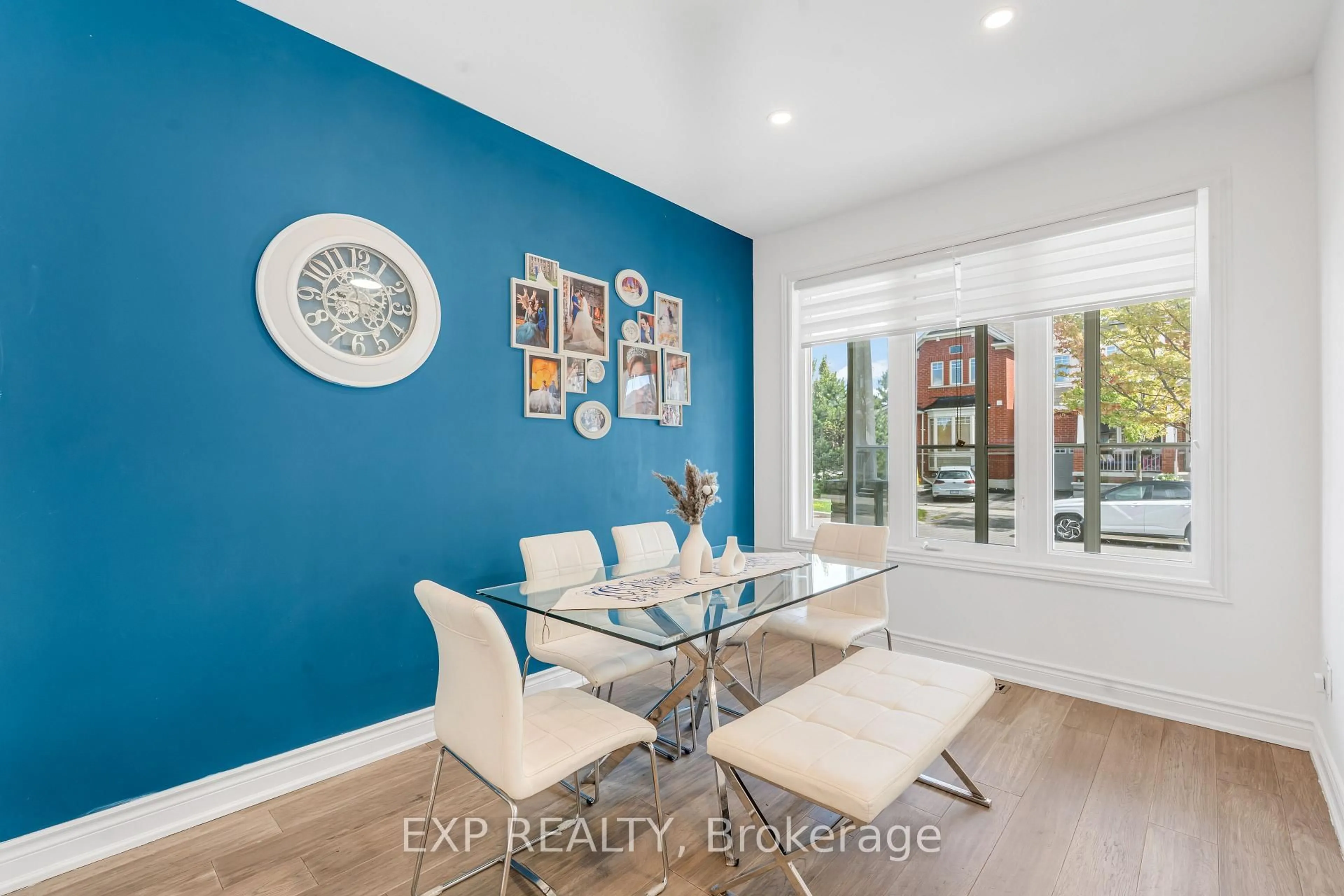 Dining room, unknown for 4 Seiffer Cres, Richmond Hill Ontario L4E 4J2