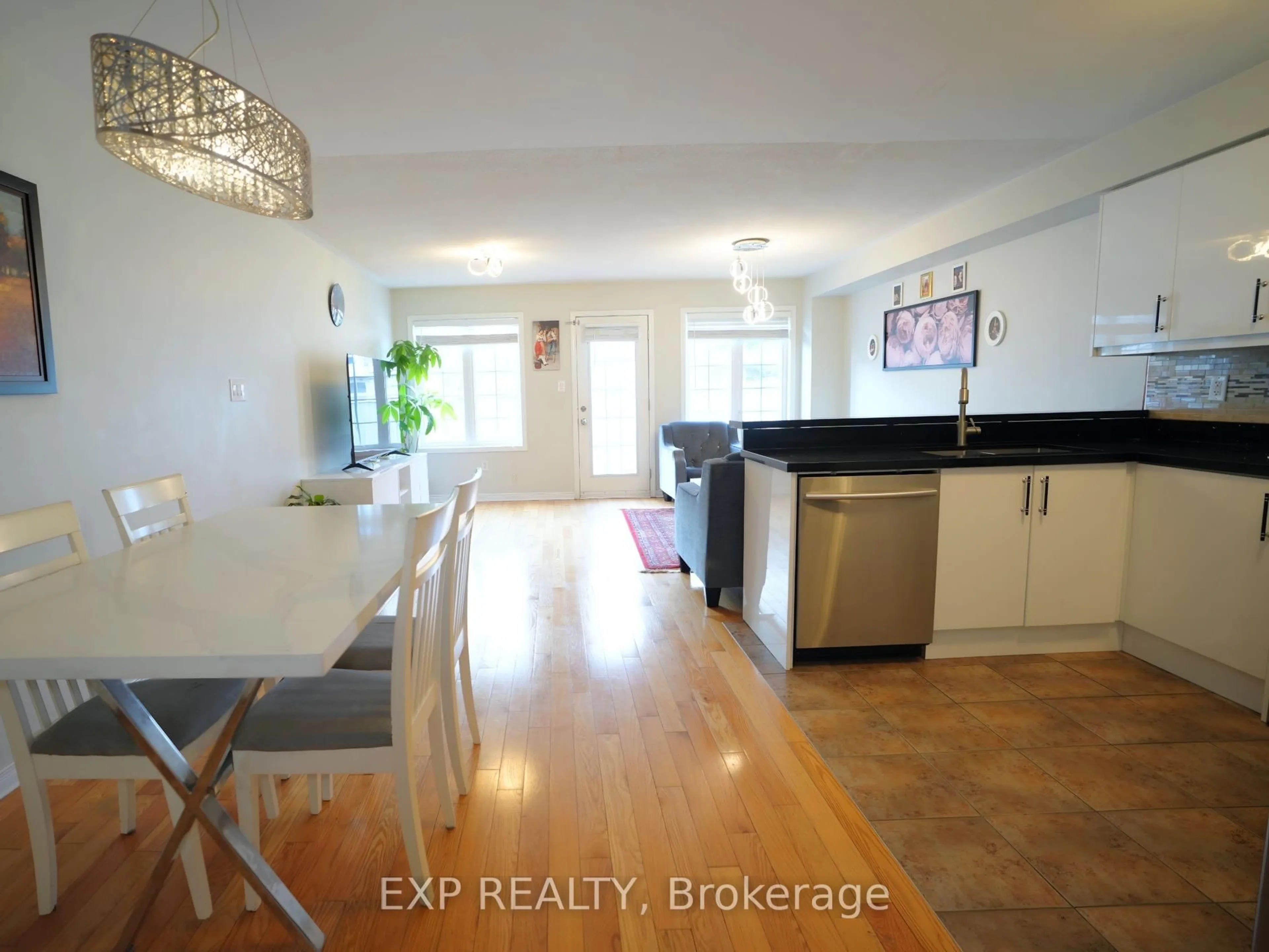 Open concept kitchen, unknown for 16 Coranto Way, Vaughan Ontario L4H 3P6