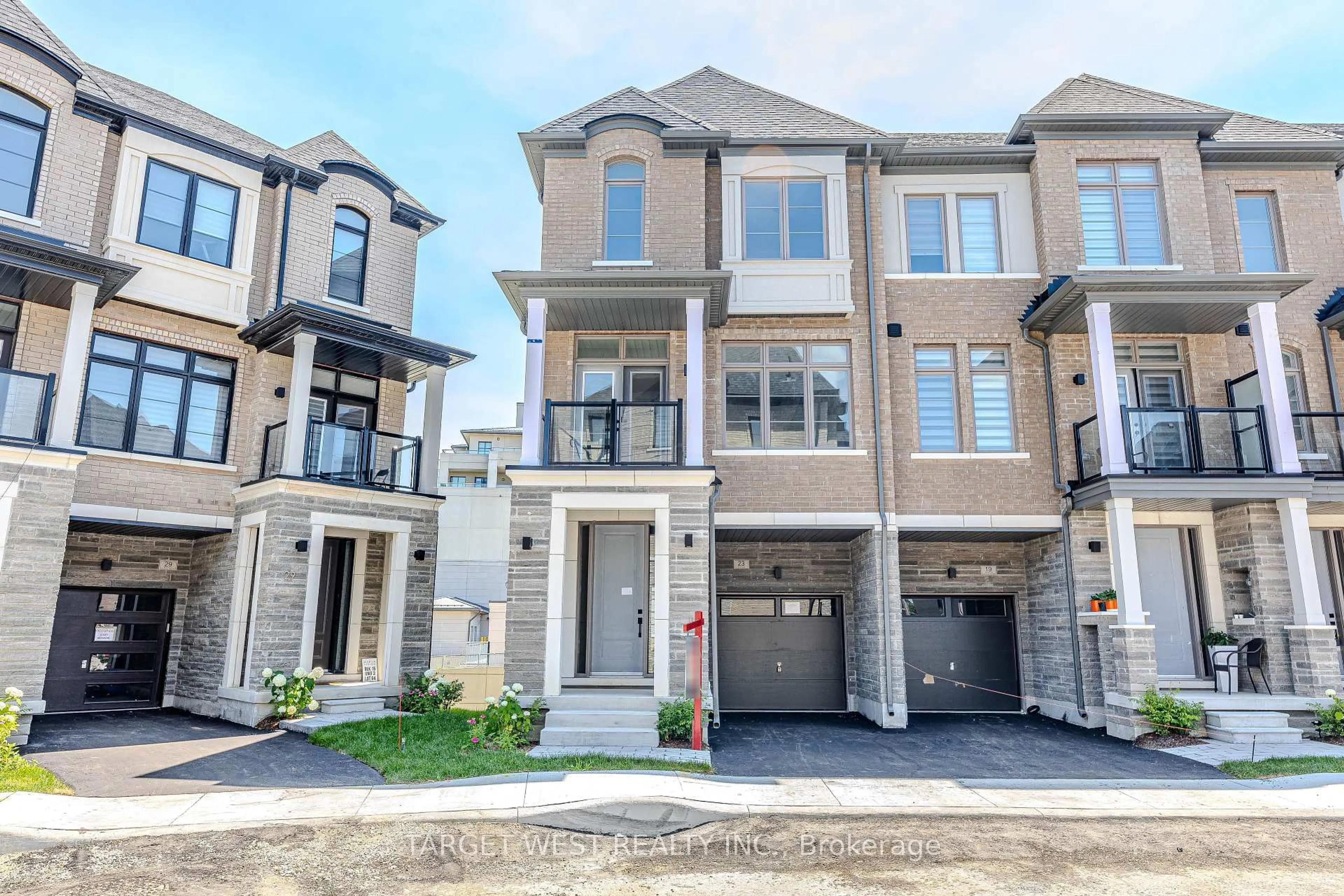 Unknown for 23 Archambault Way, Vaughan Ontario L4H 5G4