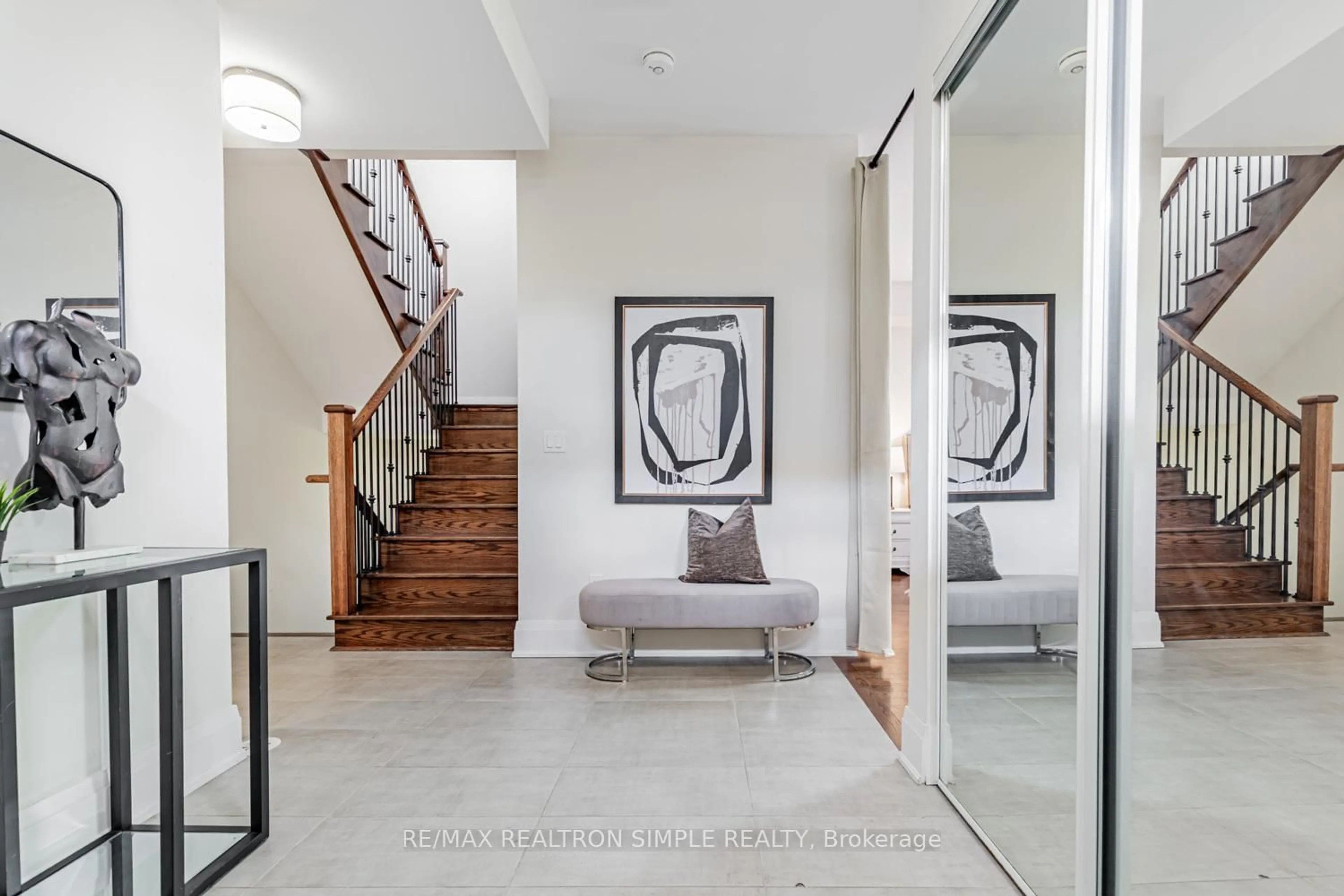 Indoor foyer for 16 American Elm Way, Markham Ontario L3R 1L6