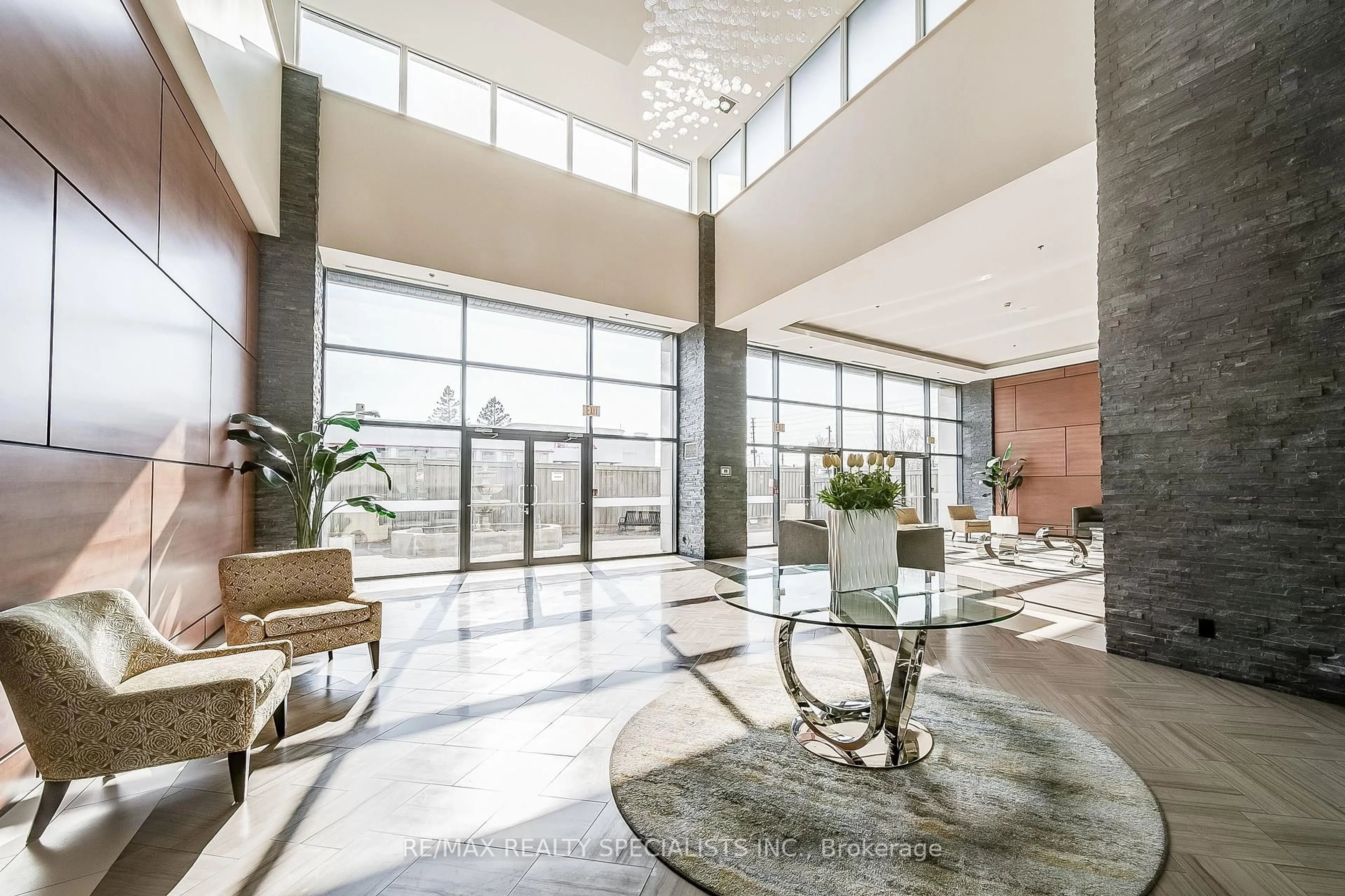 Unknown for 24 Woodstream Blvd #710, Vaughan Ontario L4L 8C4