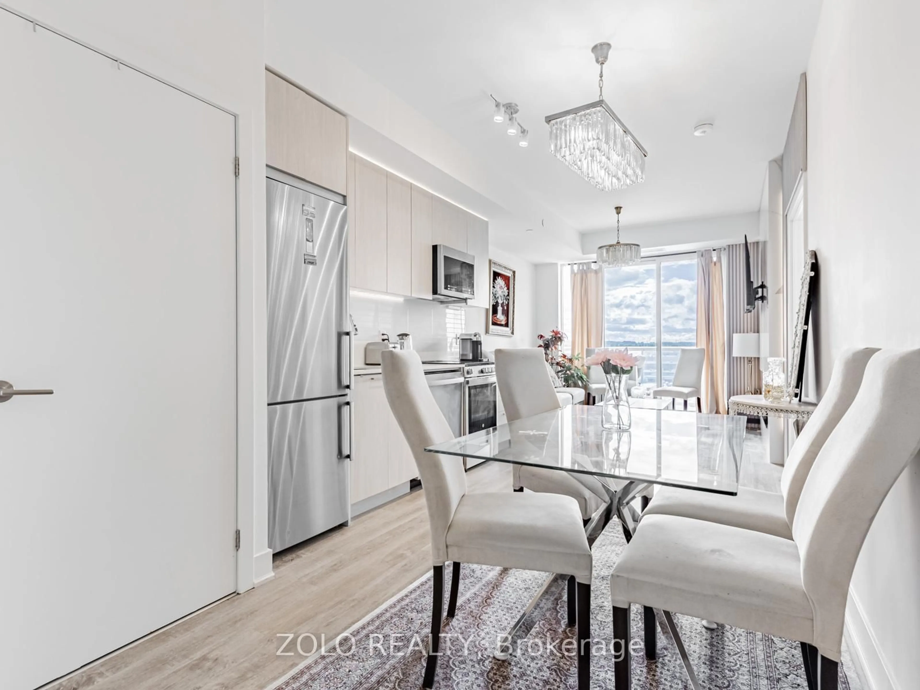 Unknown for 185 Deerfield Rd #906, Newmarket Ontario L3Y 0G7