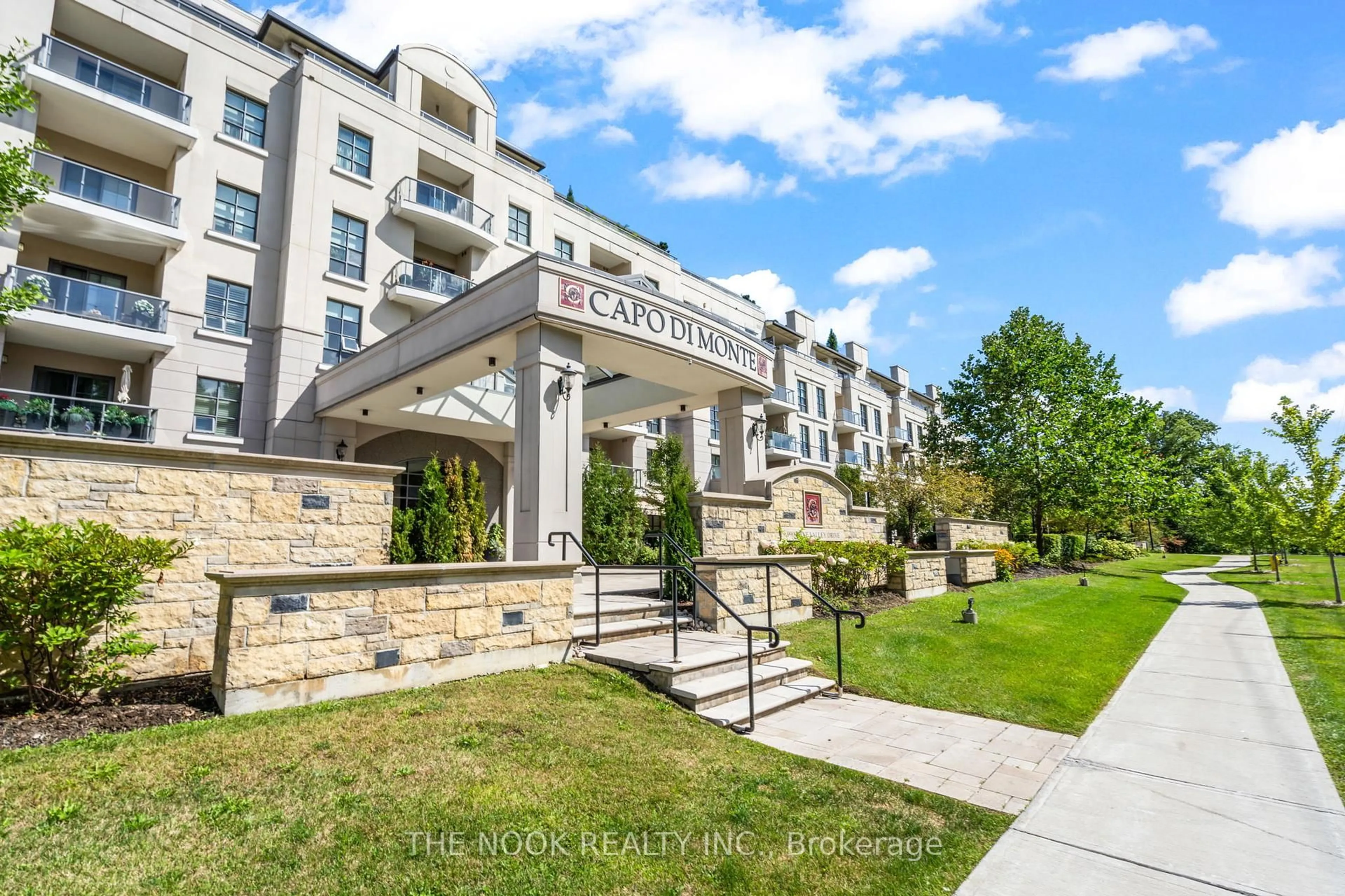 Unknown for 9909 Pine Valley Dr #213, Vaughan Ontario L4H 0X6