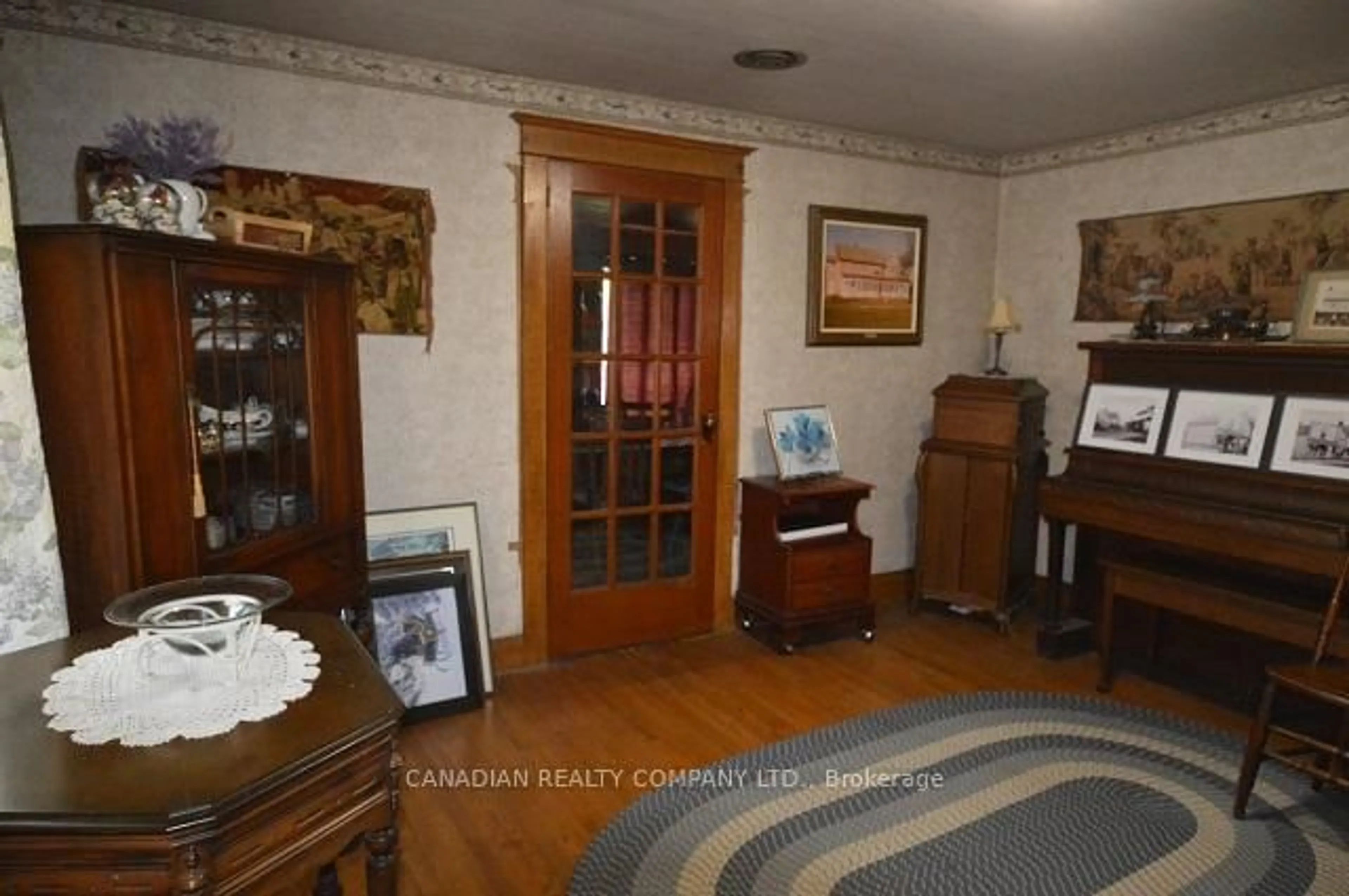 Unknown for 391 Raines St, Georgina Ontario L4P 3C8