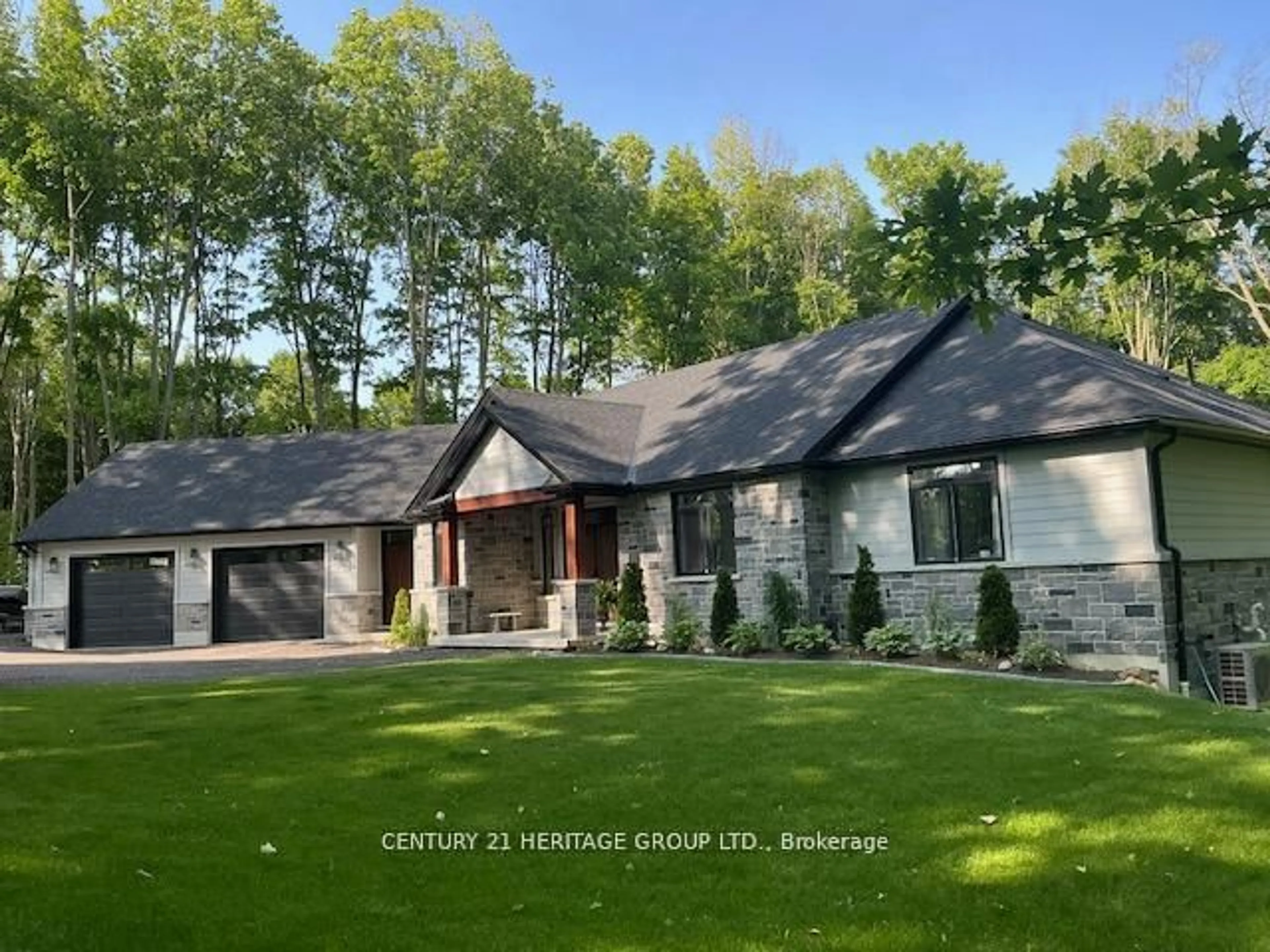 Home with brick exterior material, unknown for 17657 Highway 48, East Gwillimbury Ontario L0G 1E0