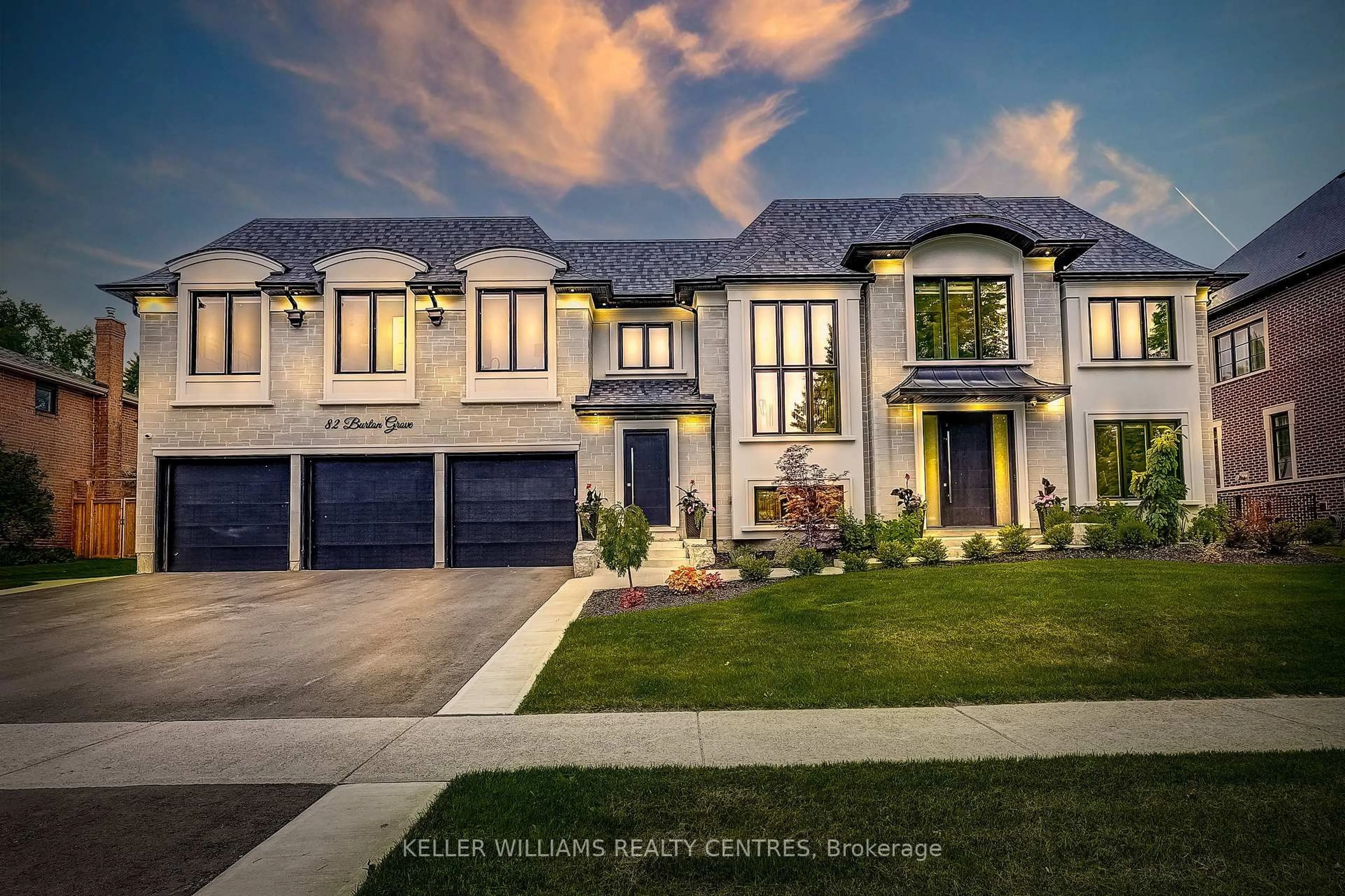 Home with brick exterior material, mountain view for 82 Burton Grve, King Ontario L7B 1C6