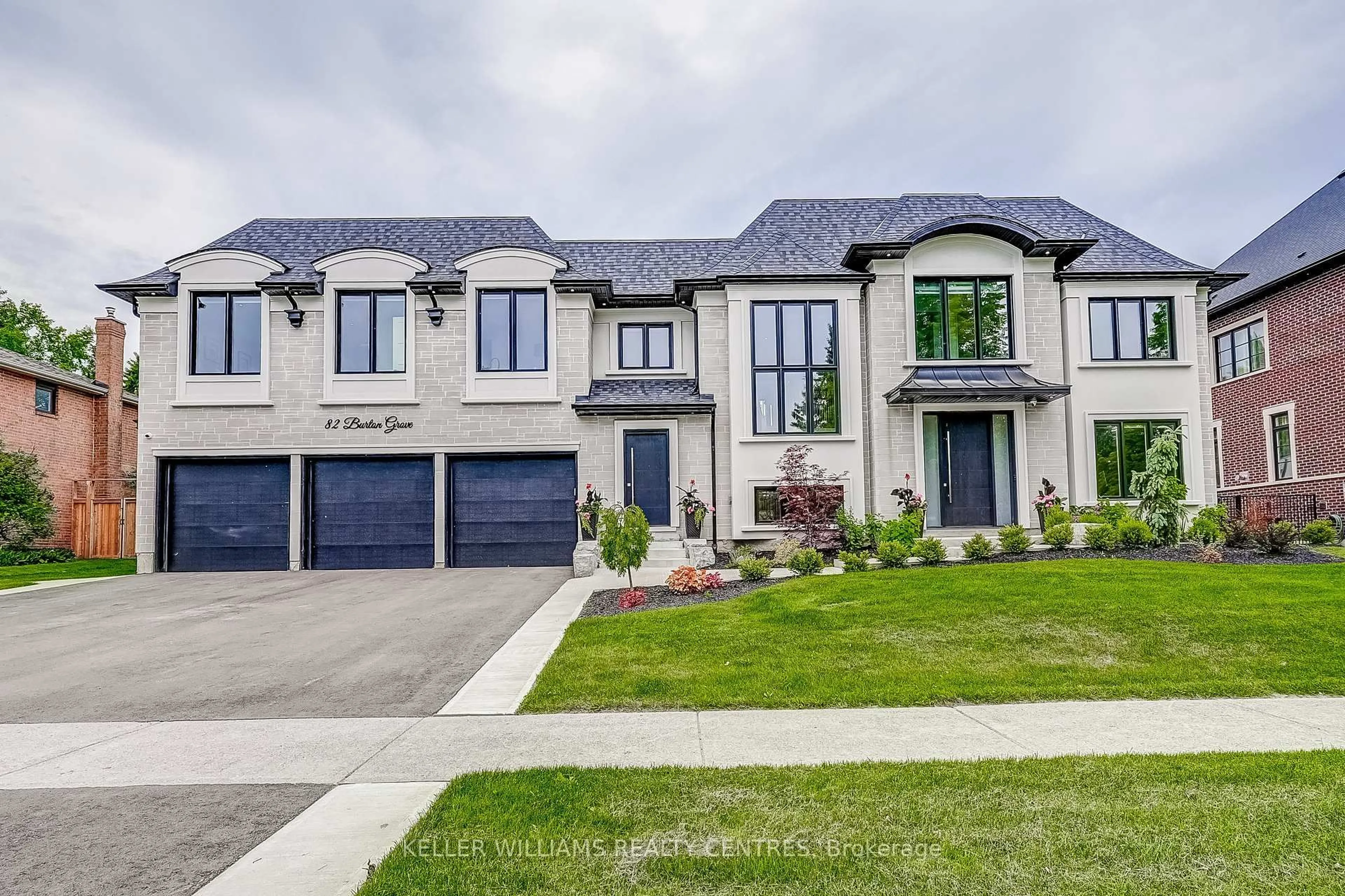 Home with brick exterior material, street for 82 Burton Grve, King Ontario L7B 1C6