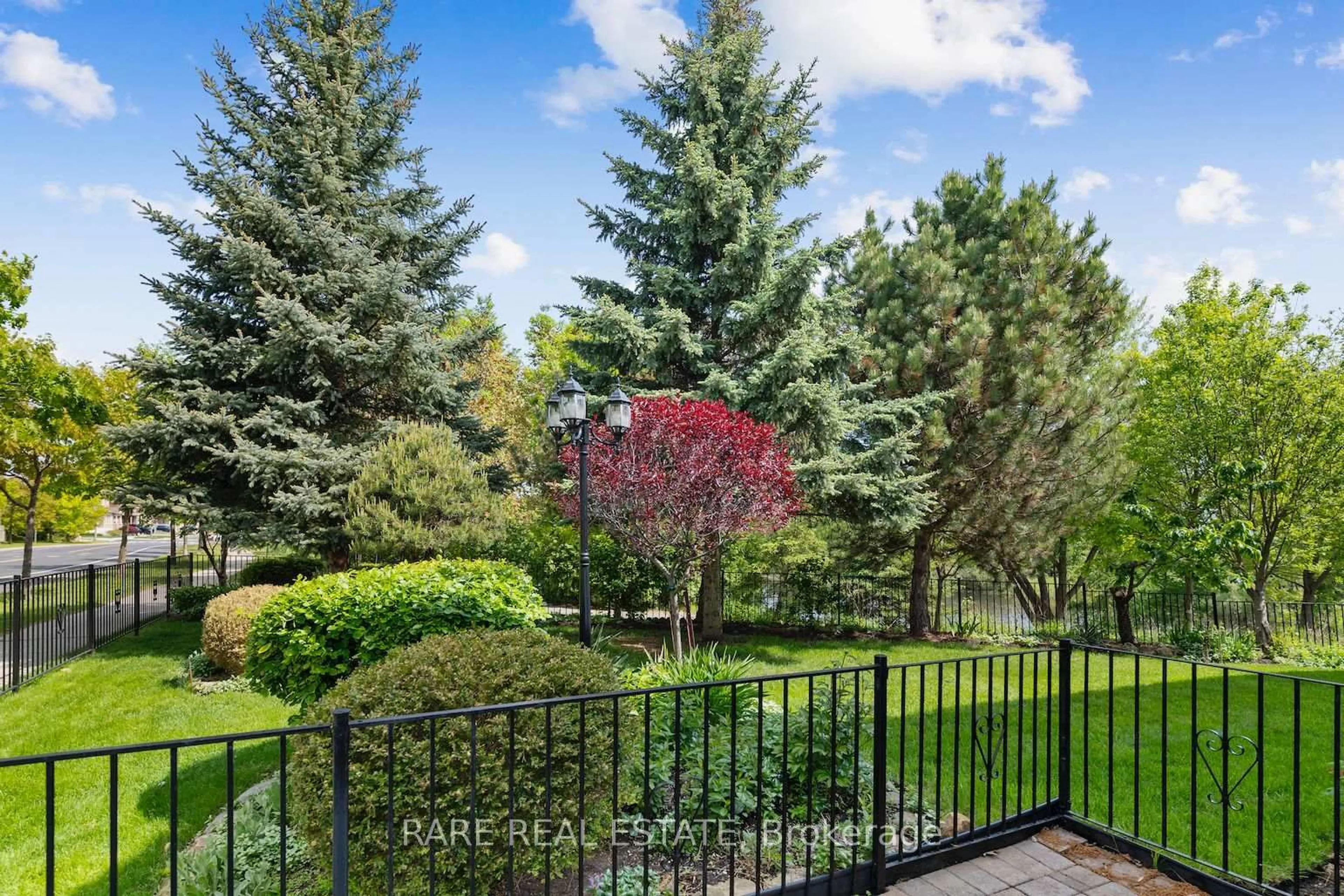 A pic from outside/outdoor area/front of a property/back of a property/a pic from drone, forest/trees view for 295 Stonebridge Dr, Markham Ontario L6C 2Y1