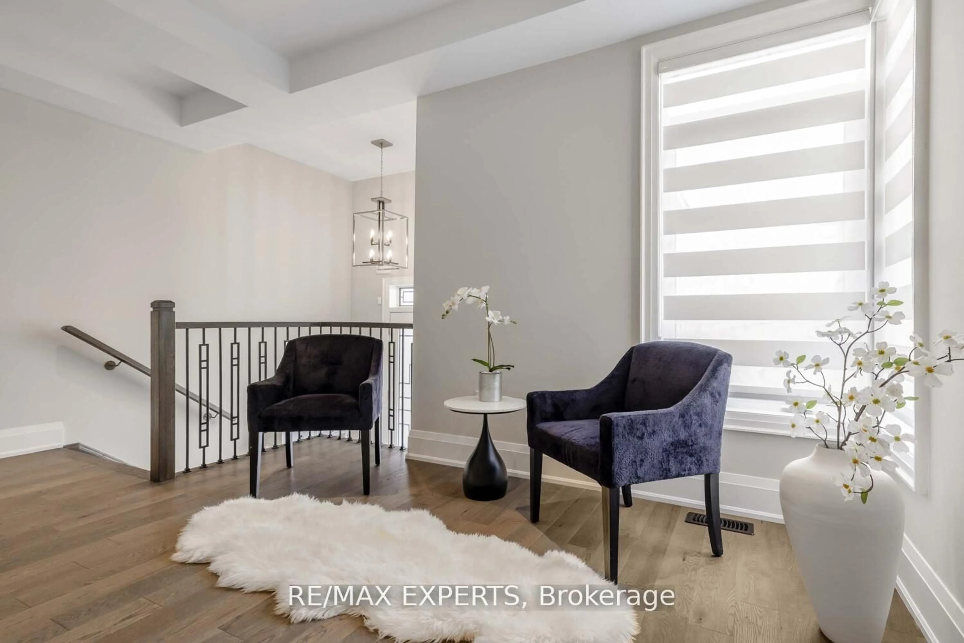 Unknown for 75 Bethpage Cres, Newmarket Ontario L3X 1B8