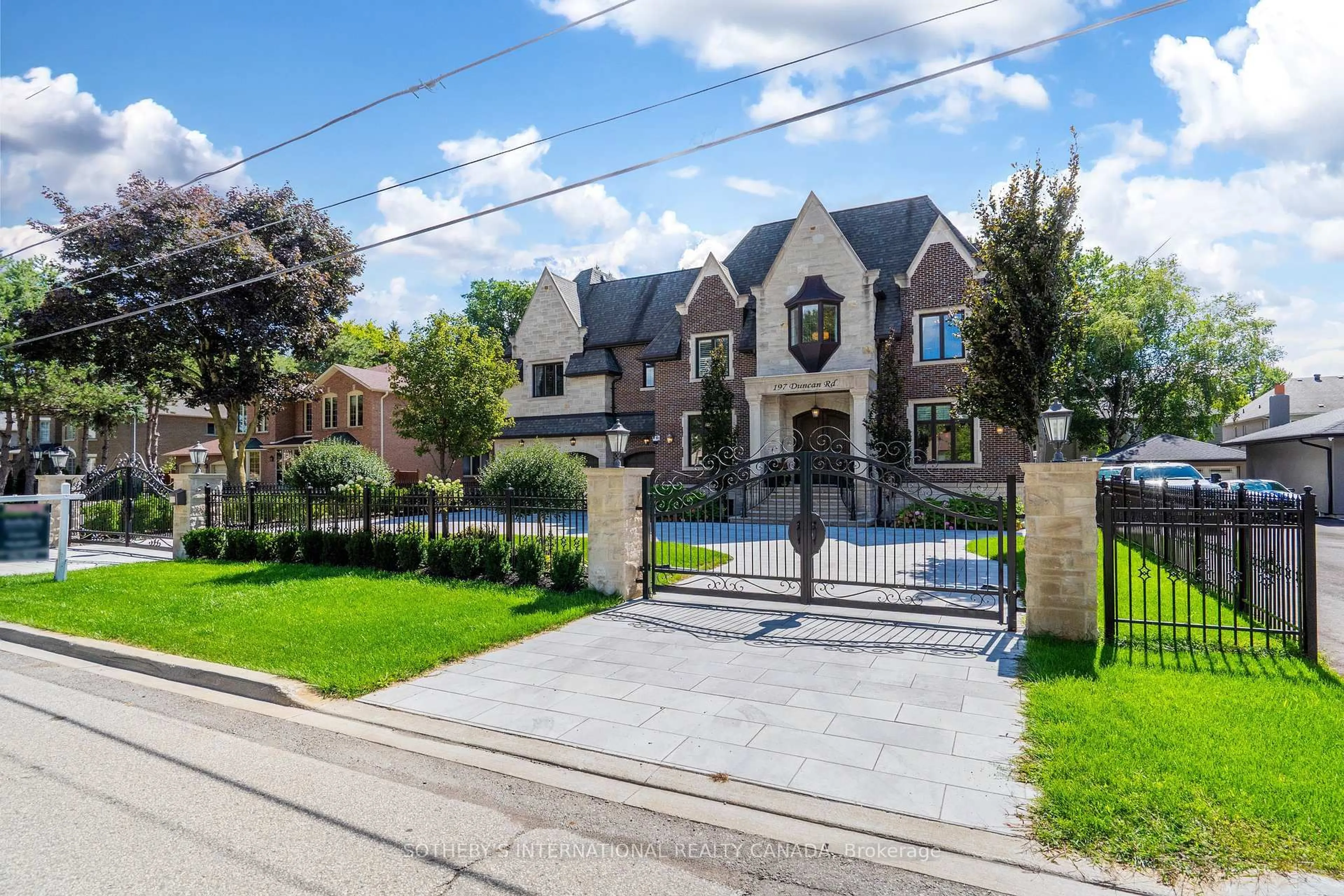 Home with brick exterior material, street for 197 duncan Rd, Richmond Hill Ontario L4C 6J6