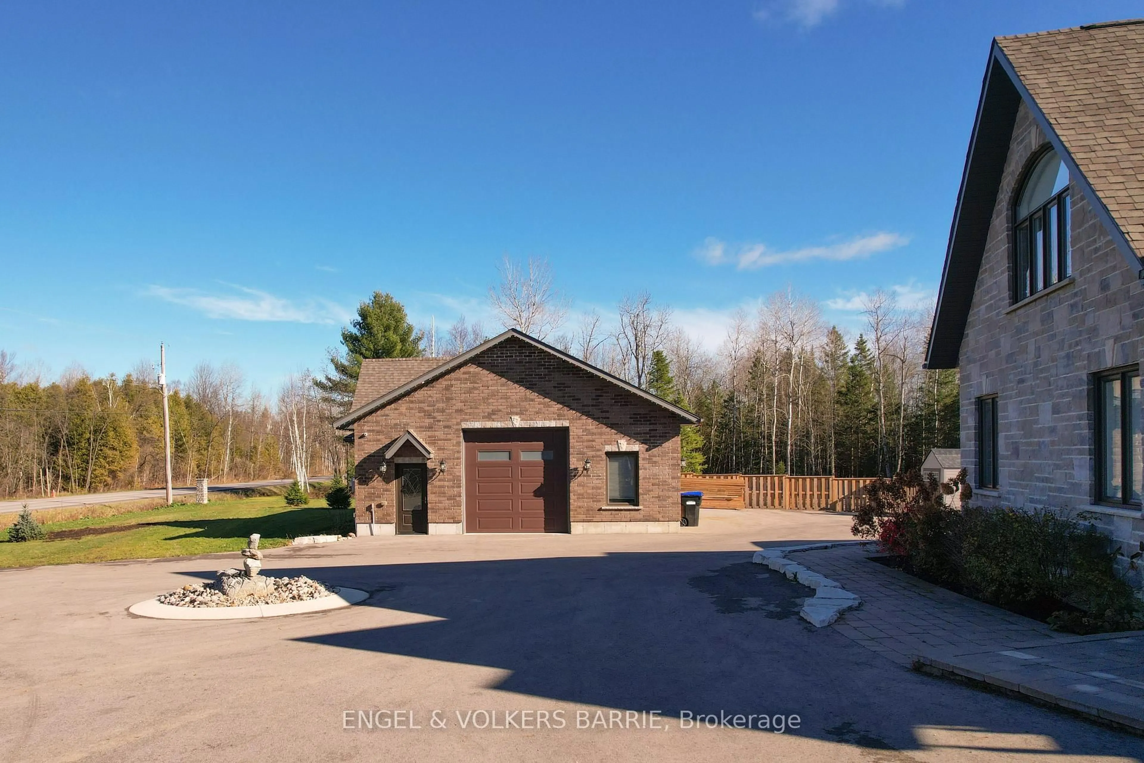 A pic from outside/outdoor area/front of a property/back of a property/a pic from drone, street for 6605 County Road 21, Essa Ontario L9R 1V2