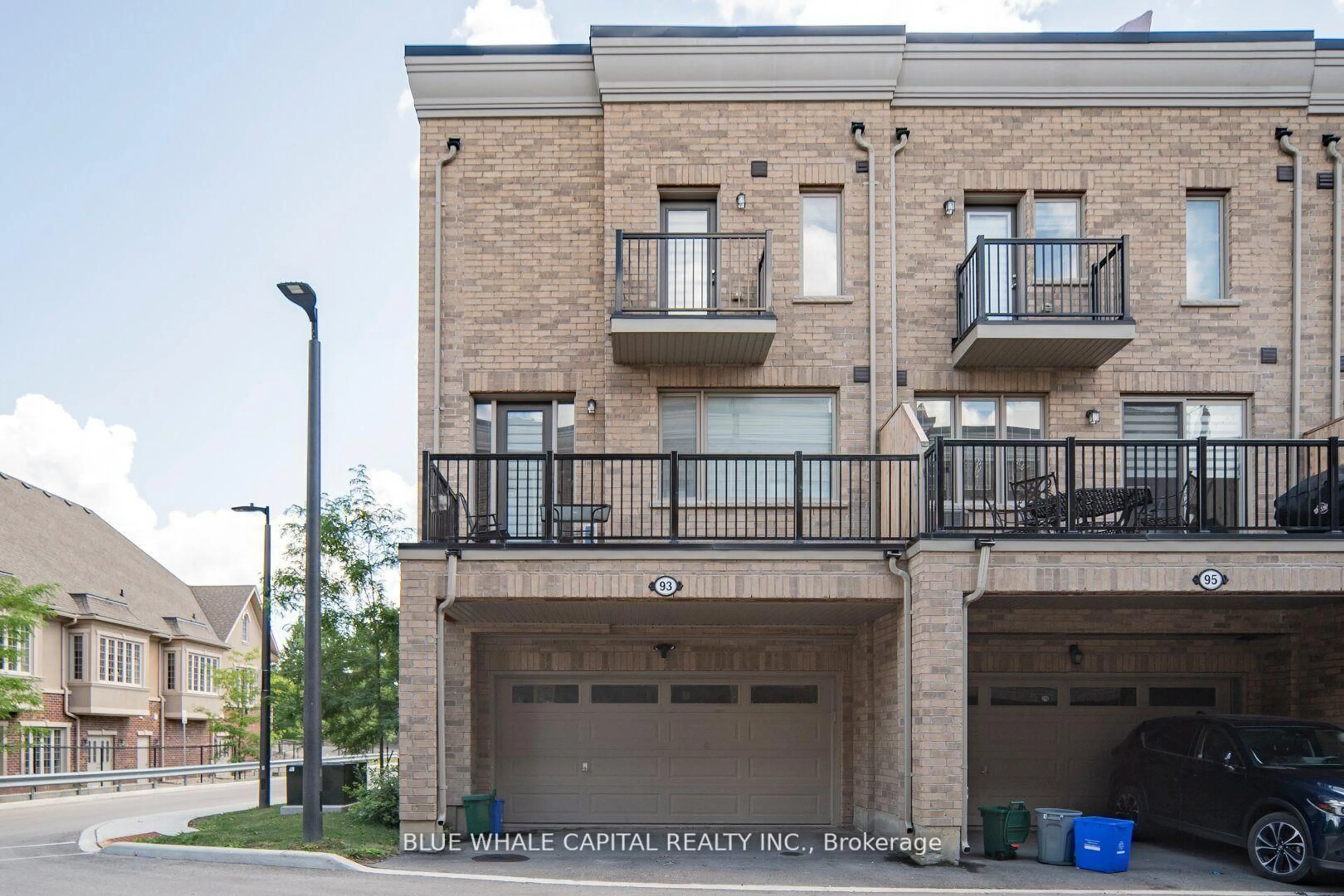 Home with brick exterior material, street for 93 Drover Circ, Whitchurch-Stouffville Ontario L4A 4X2