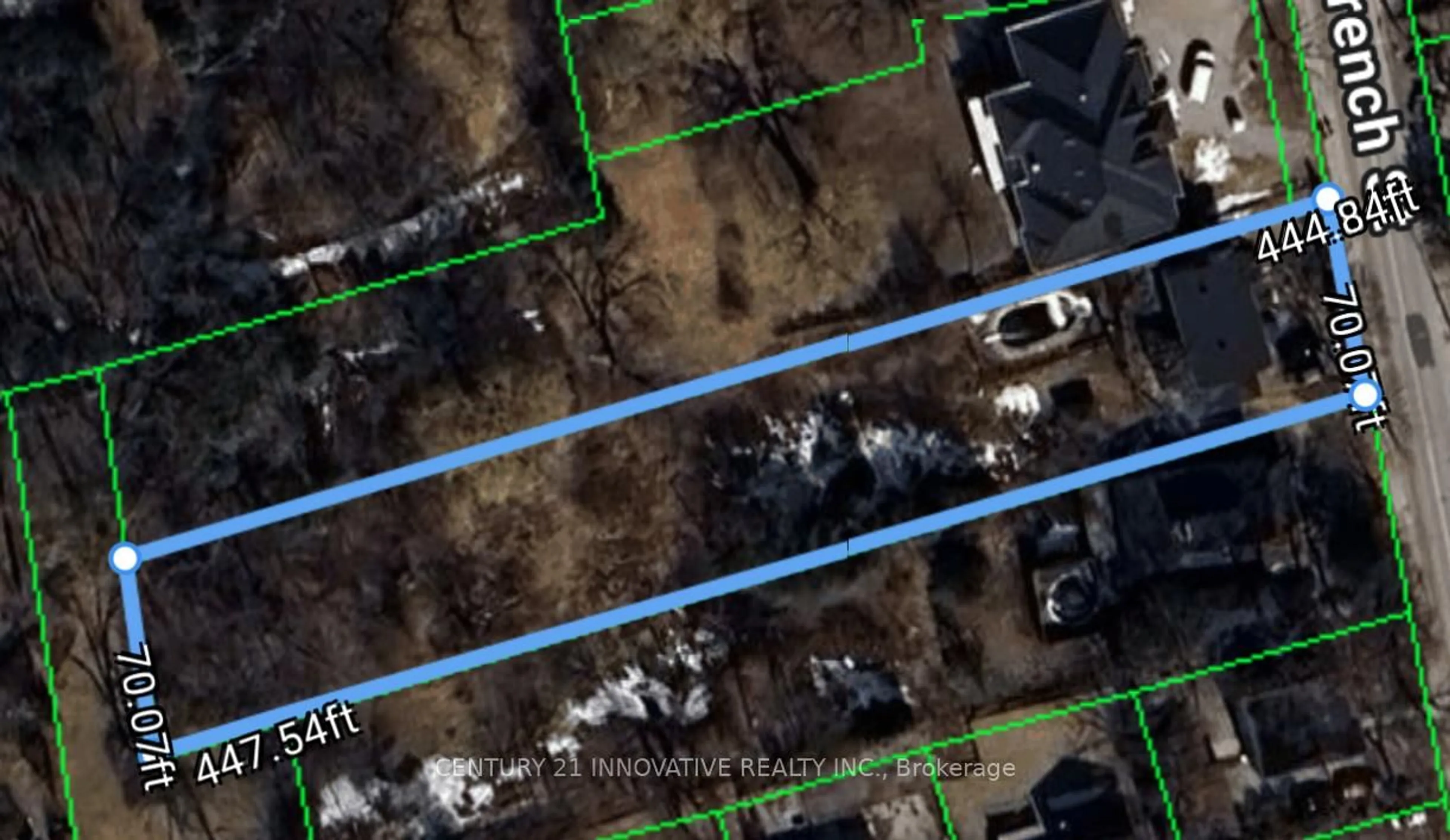 A pic from outside/outdoor area/front of a property/back of a property/a pic from drone, street for 48 Trench St, Richmond Hill Ontario L4C 3W5