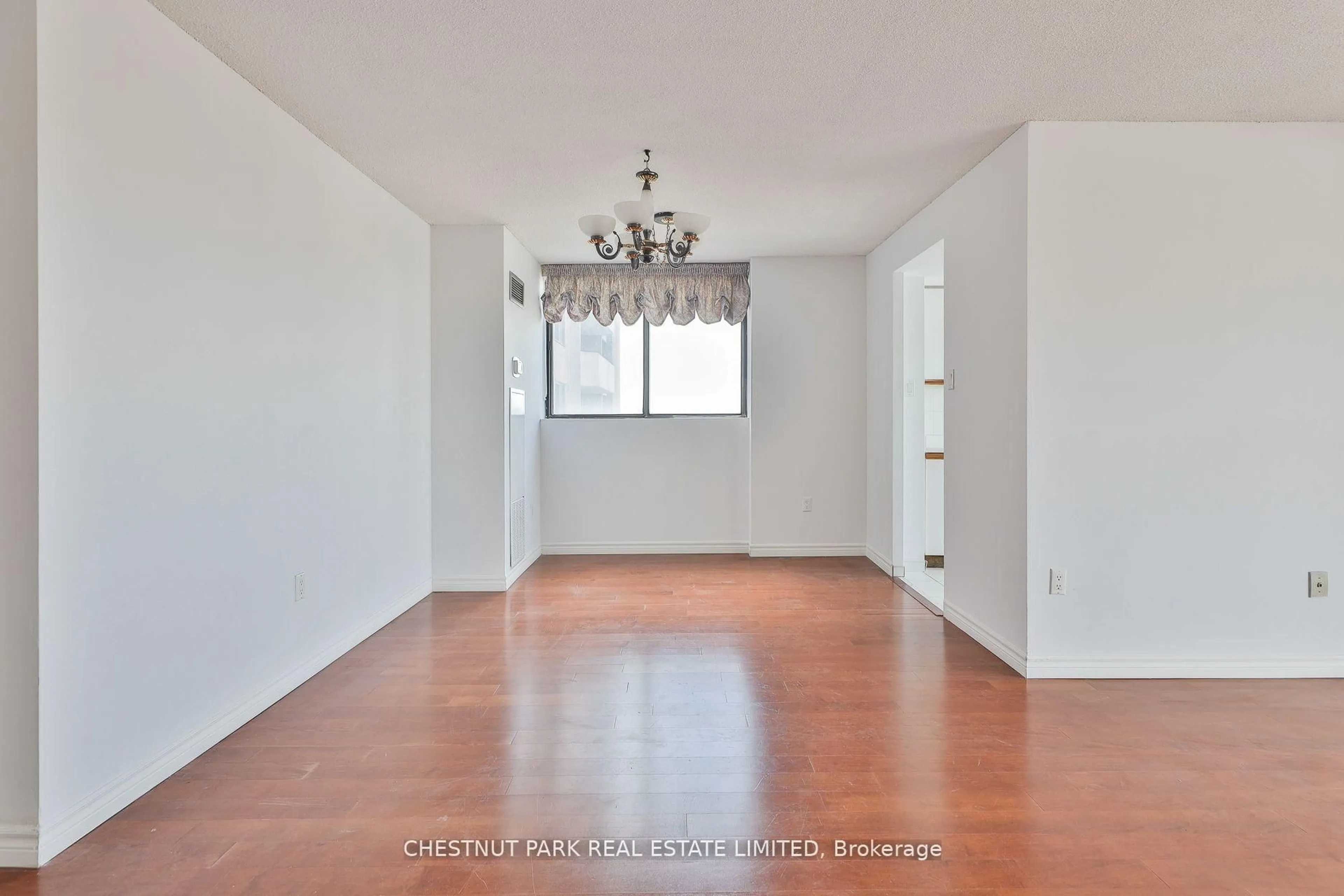 Unknown for 7601 Bathurst St #1109, Vaughan Ontario L4J 4H5