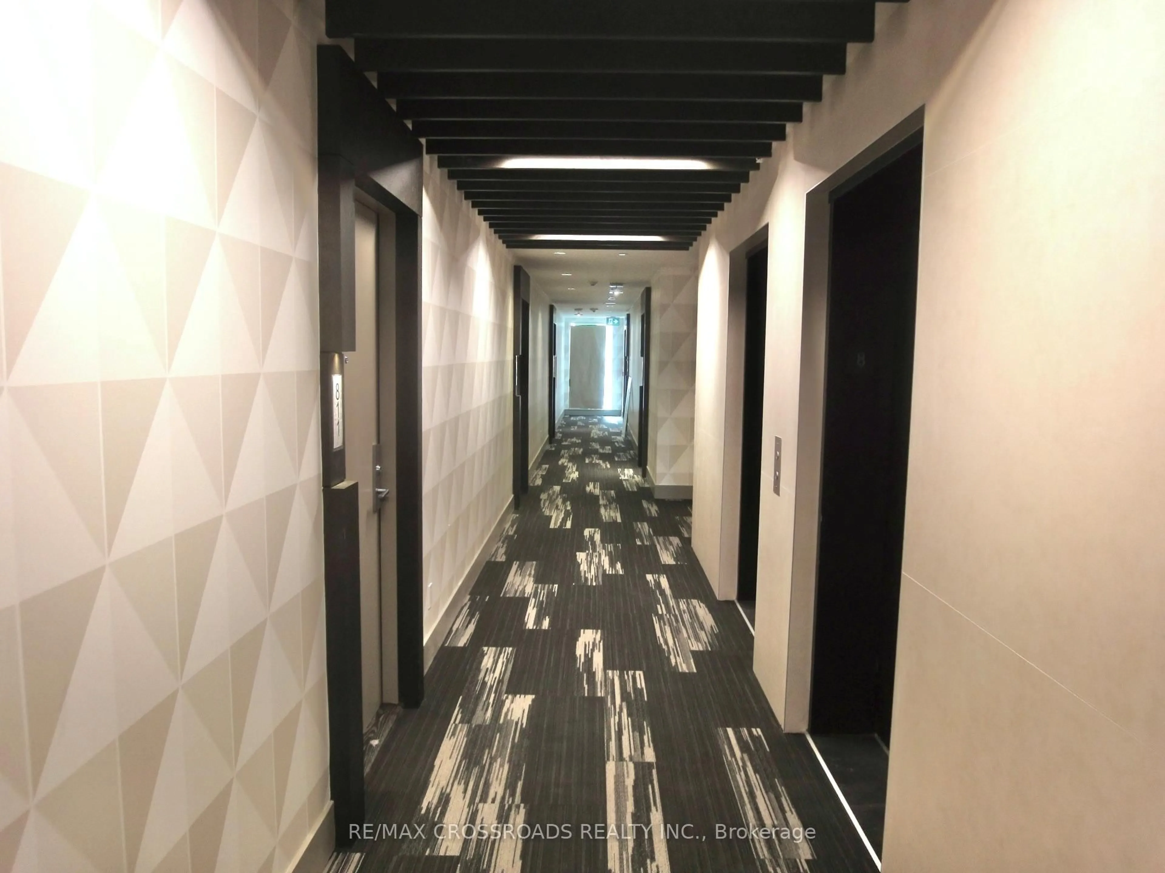 Indoor foyer for 180 Enterprise Blvd #801, Markham Ontario L6G 1B3