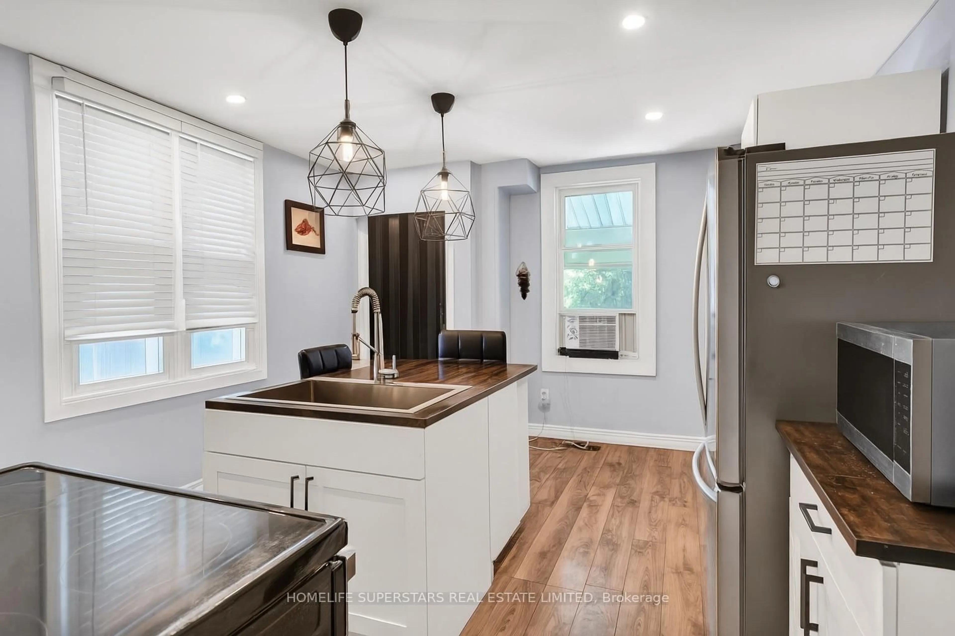 Open concept kitchen, unknown for 21023 Dalton Rd, Georgina Ontario L0E 1L0