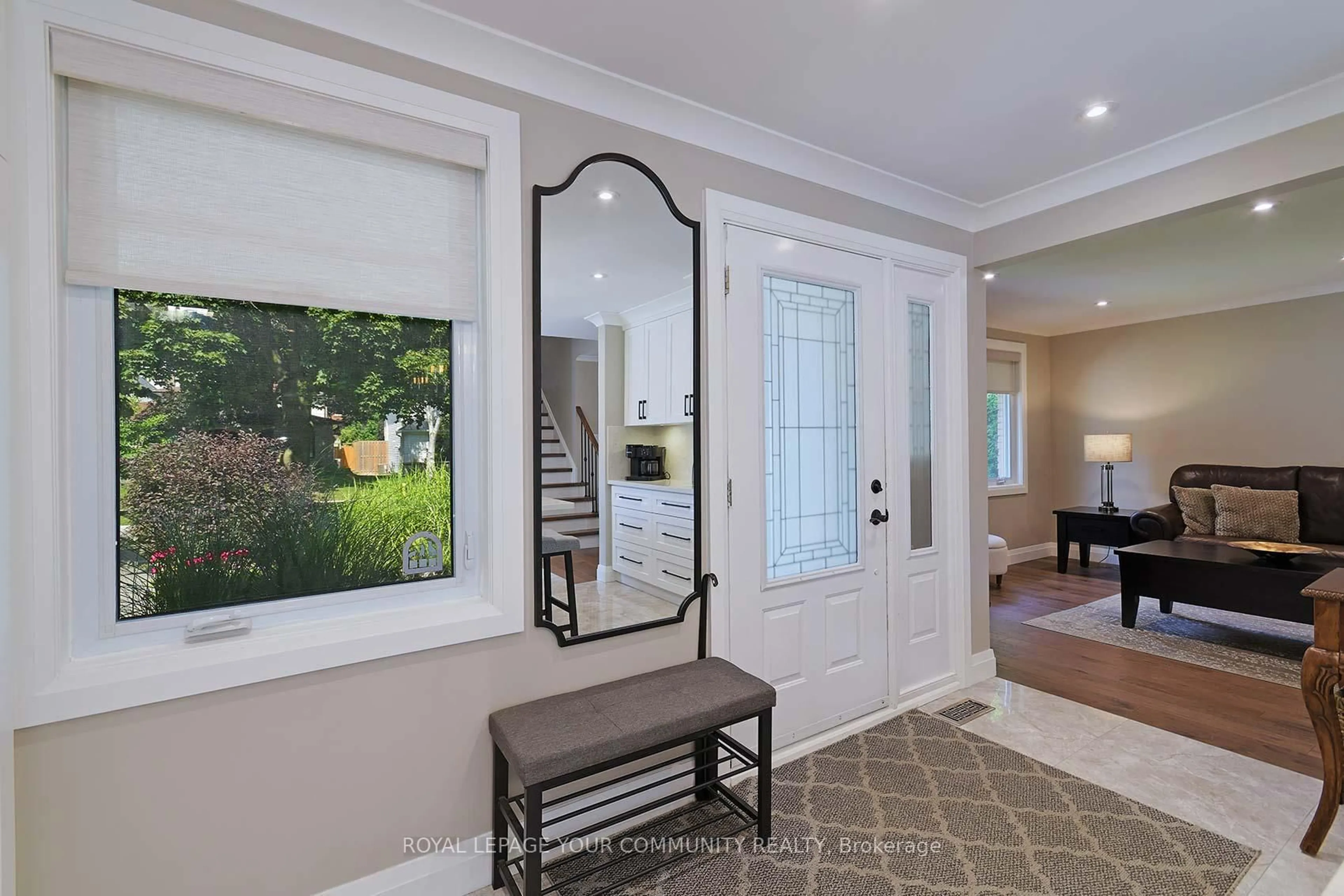 Indoor entryway for 35 John Dexter Pl, Markham Ontario L3P 3G2