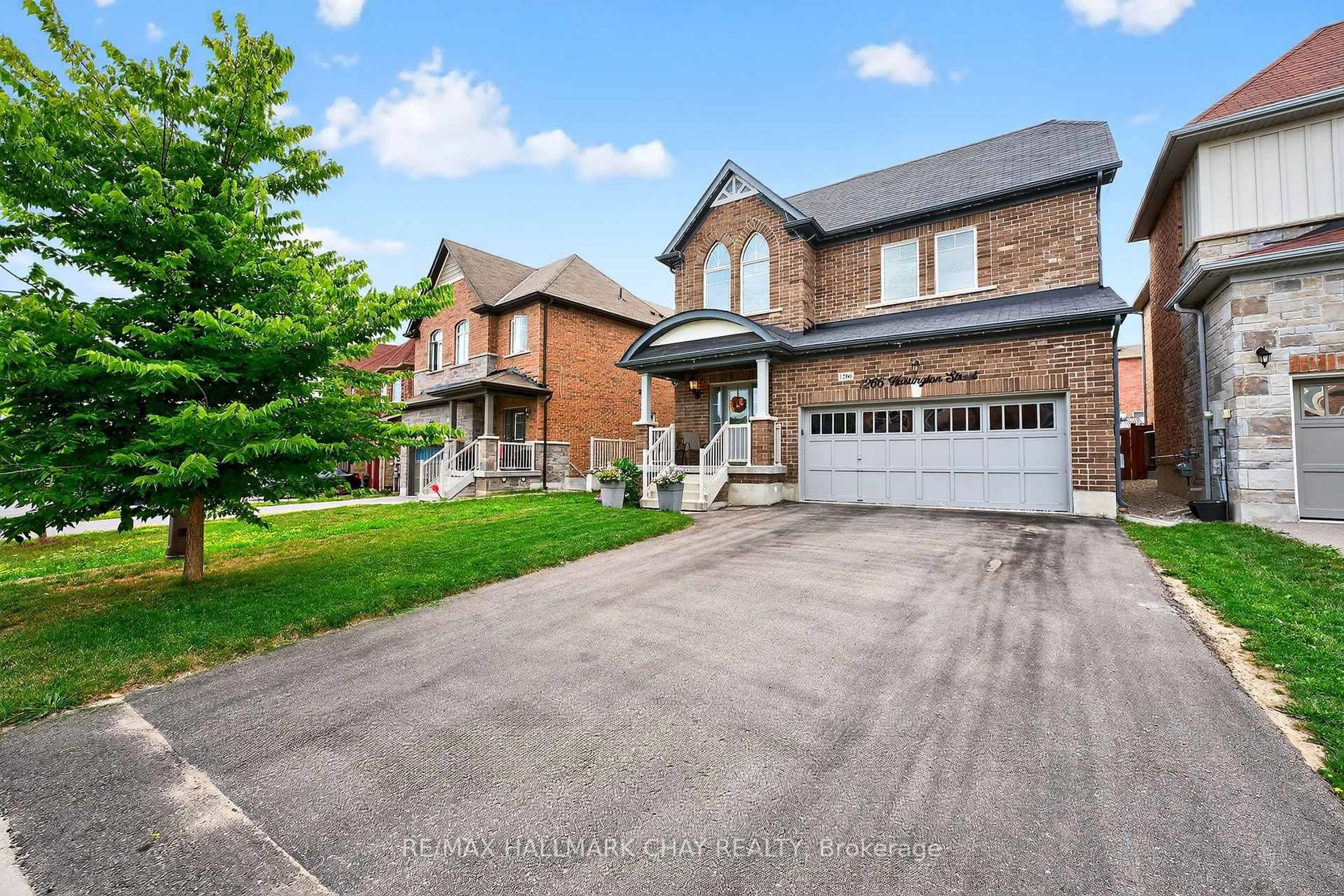 Home with brick exterior material, street for 1266 Harrington St, Innisfil Ontario L0L 1W0