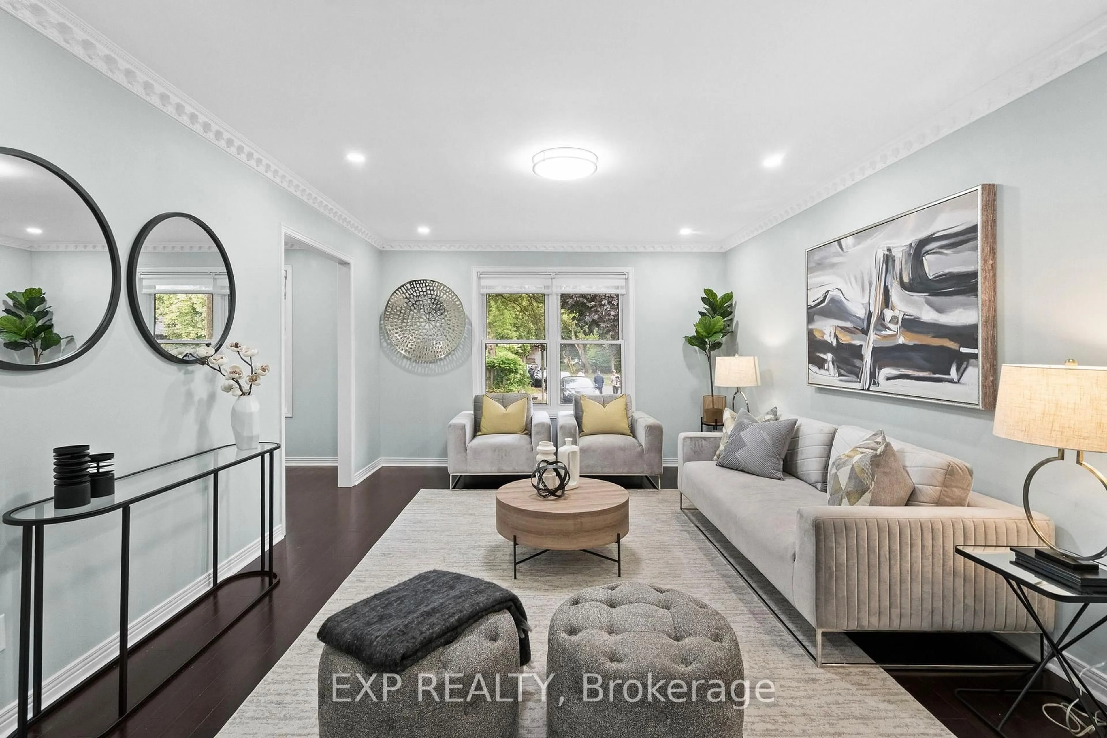 Living room with furniture, unknown for 16 Milne Lane, Markham Ontario L3P 1C7