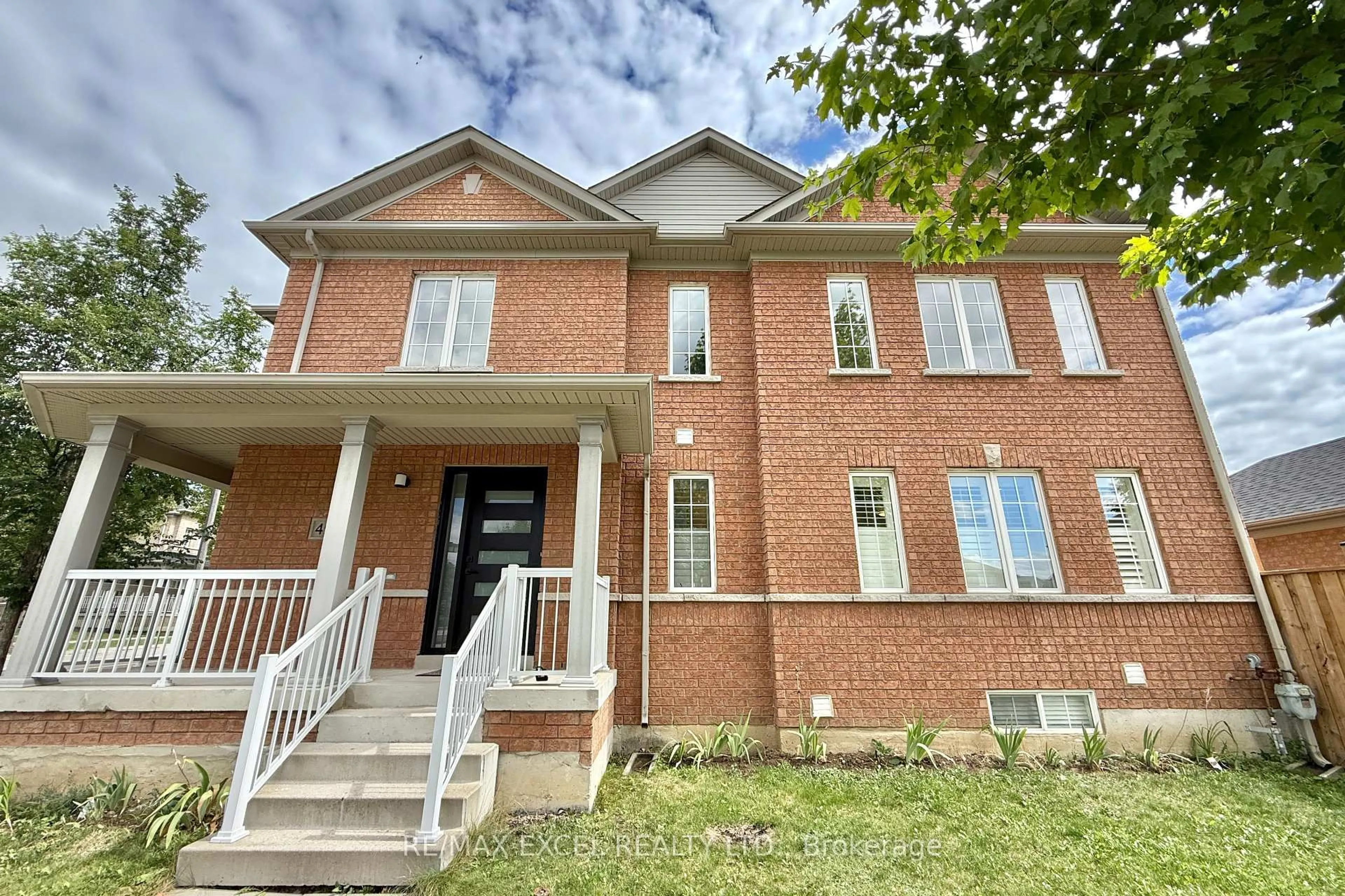 Home with brick exterior material, street for 455 White's Hill Ave, Markham Ontario L6B 0J7