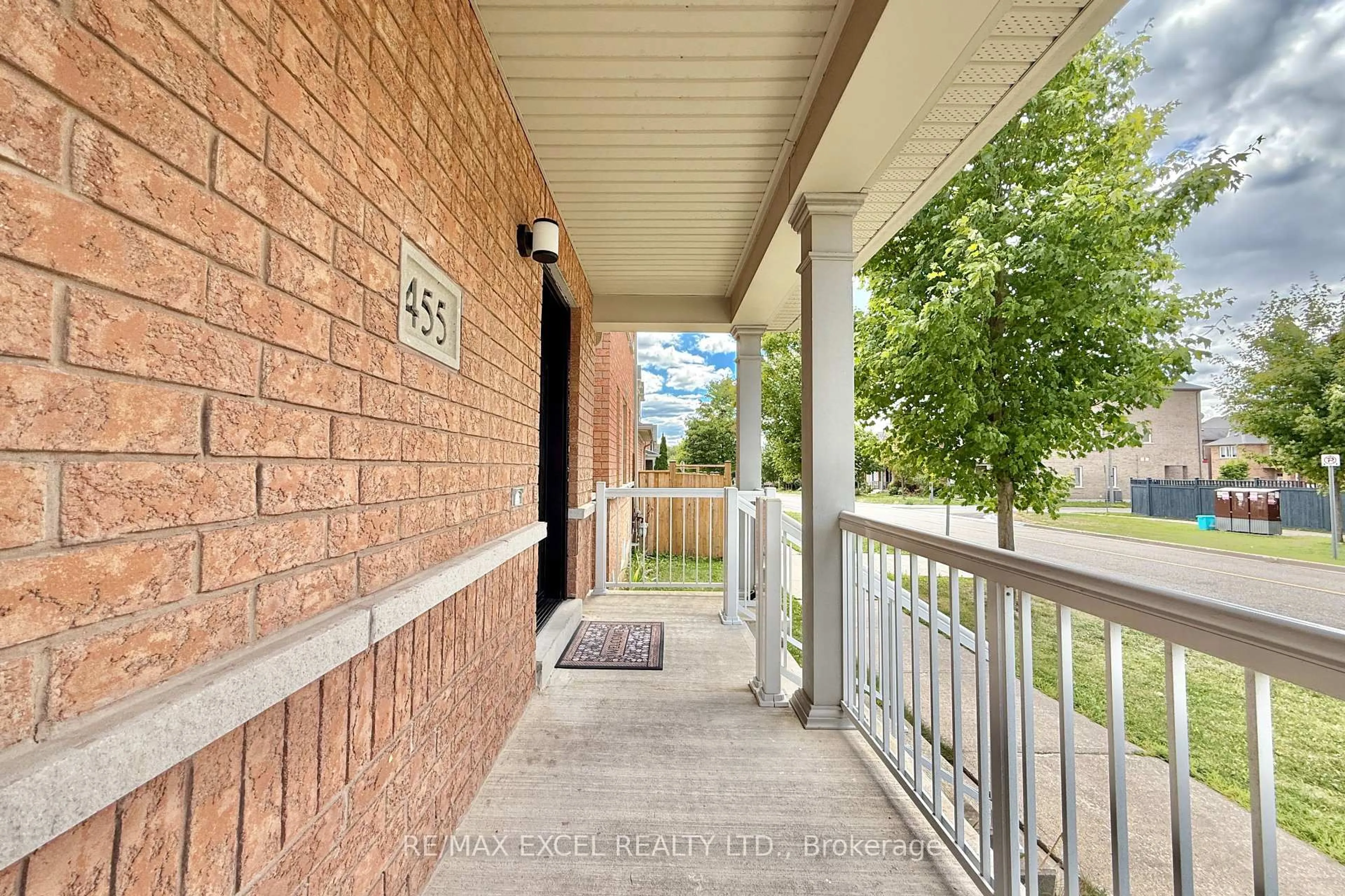 Unknown for 455 White's Hill Ave, Markham Ontario L6B 0J7