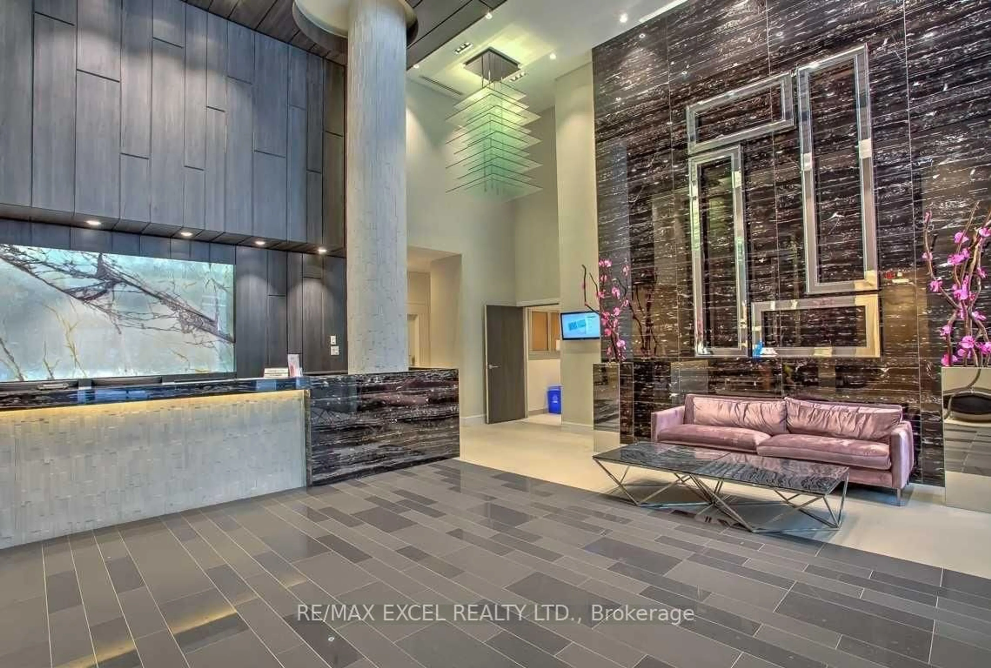 Lobby for 9191 Yonge St #605, Richmond Hill Ontario L4C 1E2