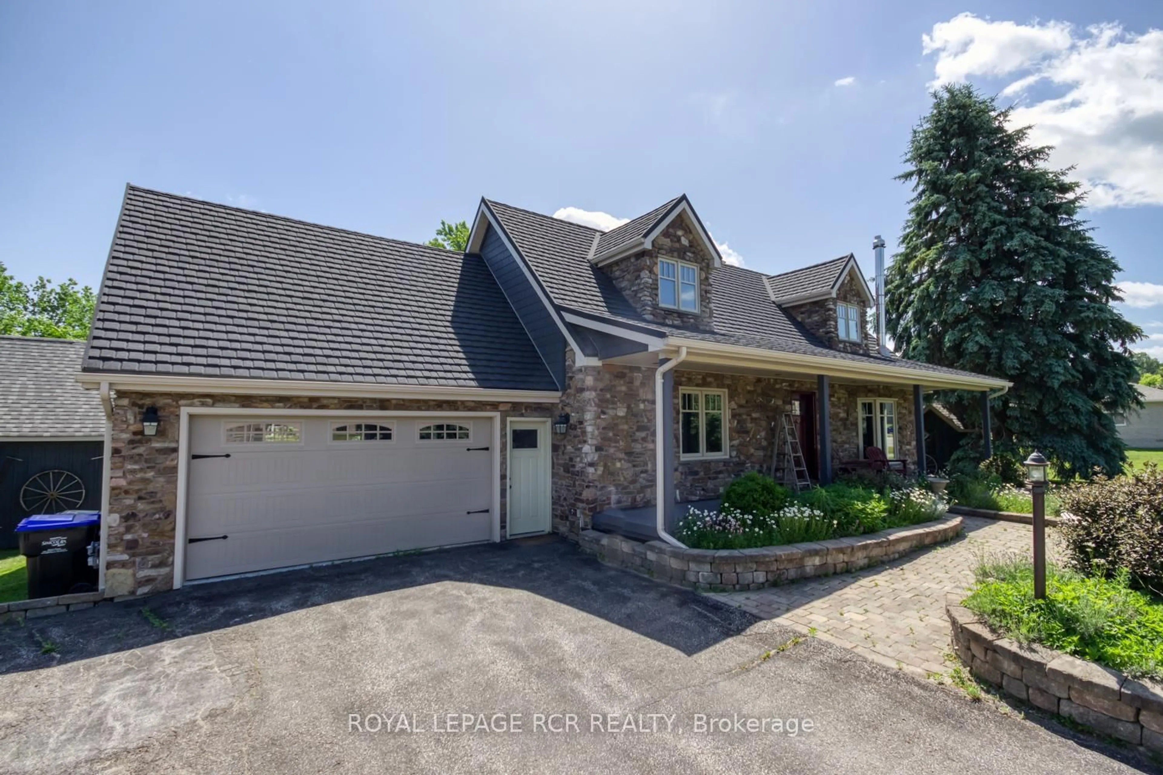 A pic from outside/outdoor area/front of a property/back of a property/a pic from drone, street for 2163 Concession 8 Rd, Adjala-Tosorontio Ontario L0G 1W0