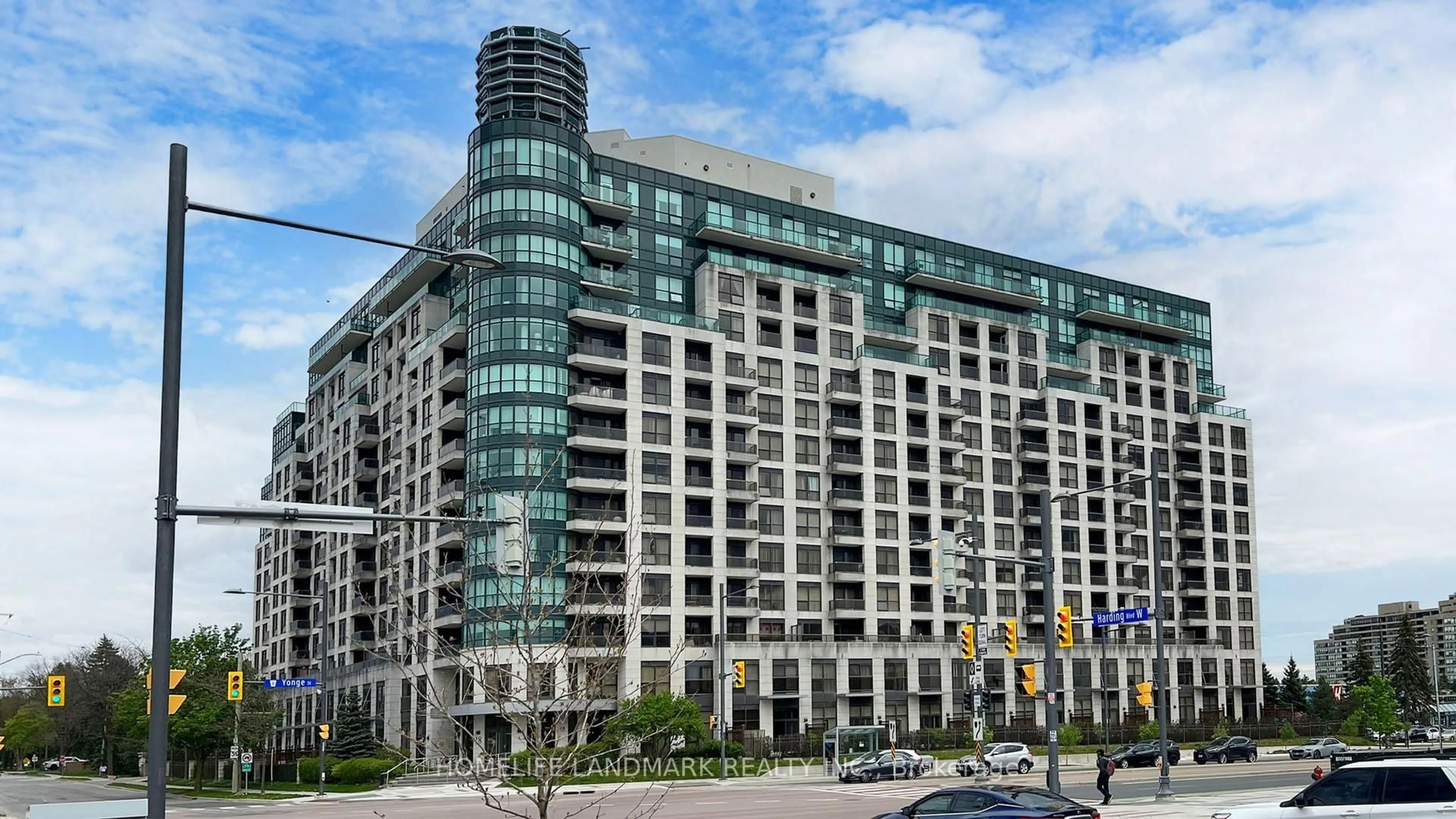 Unknown for 18 Harding Blvd #912, Richmond Hill Ontario L4C 0T3
