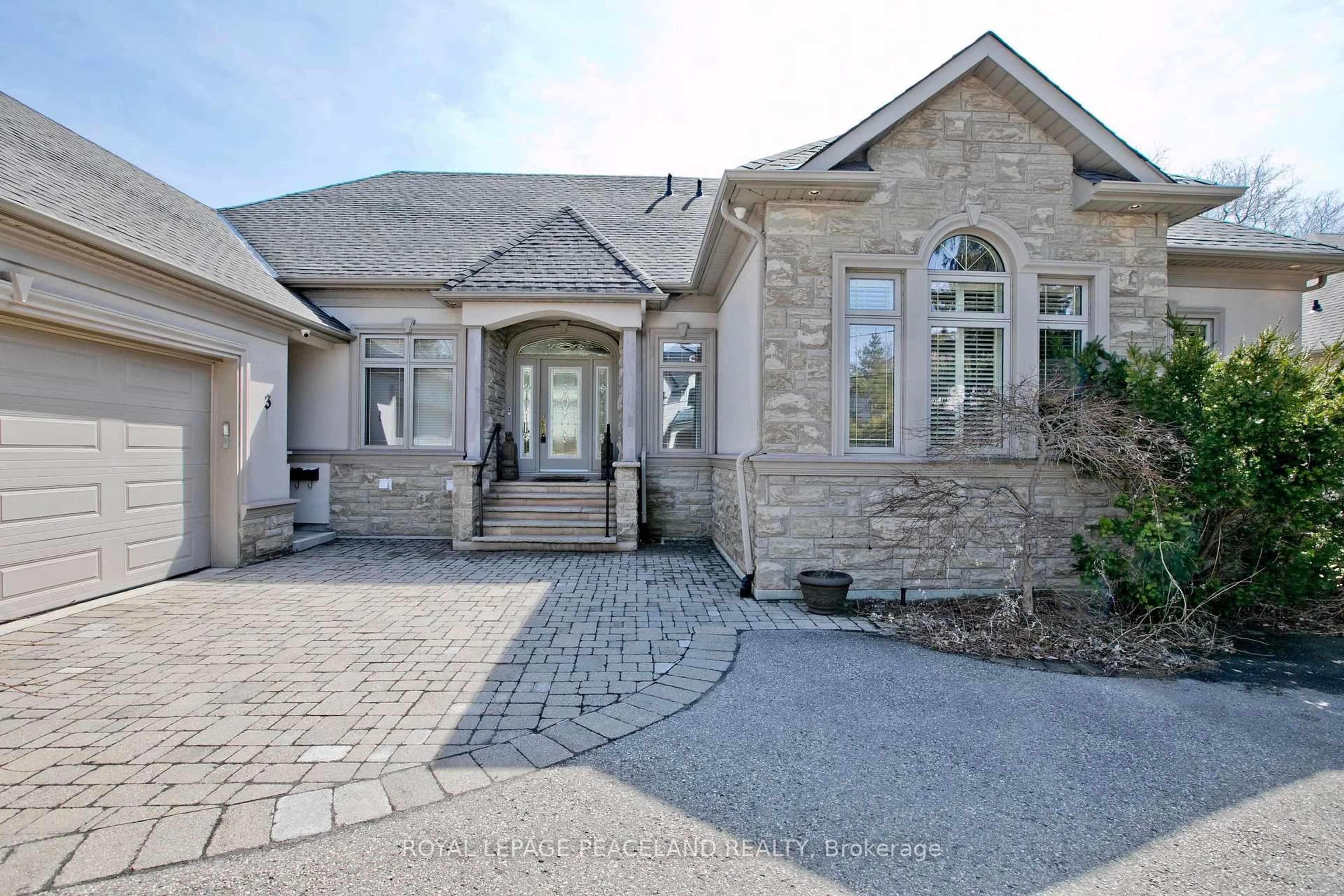 Home with brick exterior material, street for 3 River Bend Rd, Markham Ontario L3R 1K3
