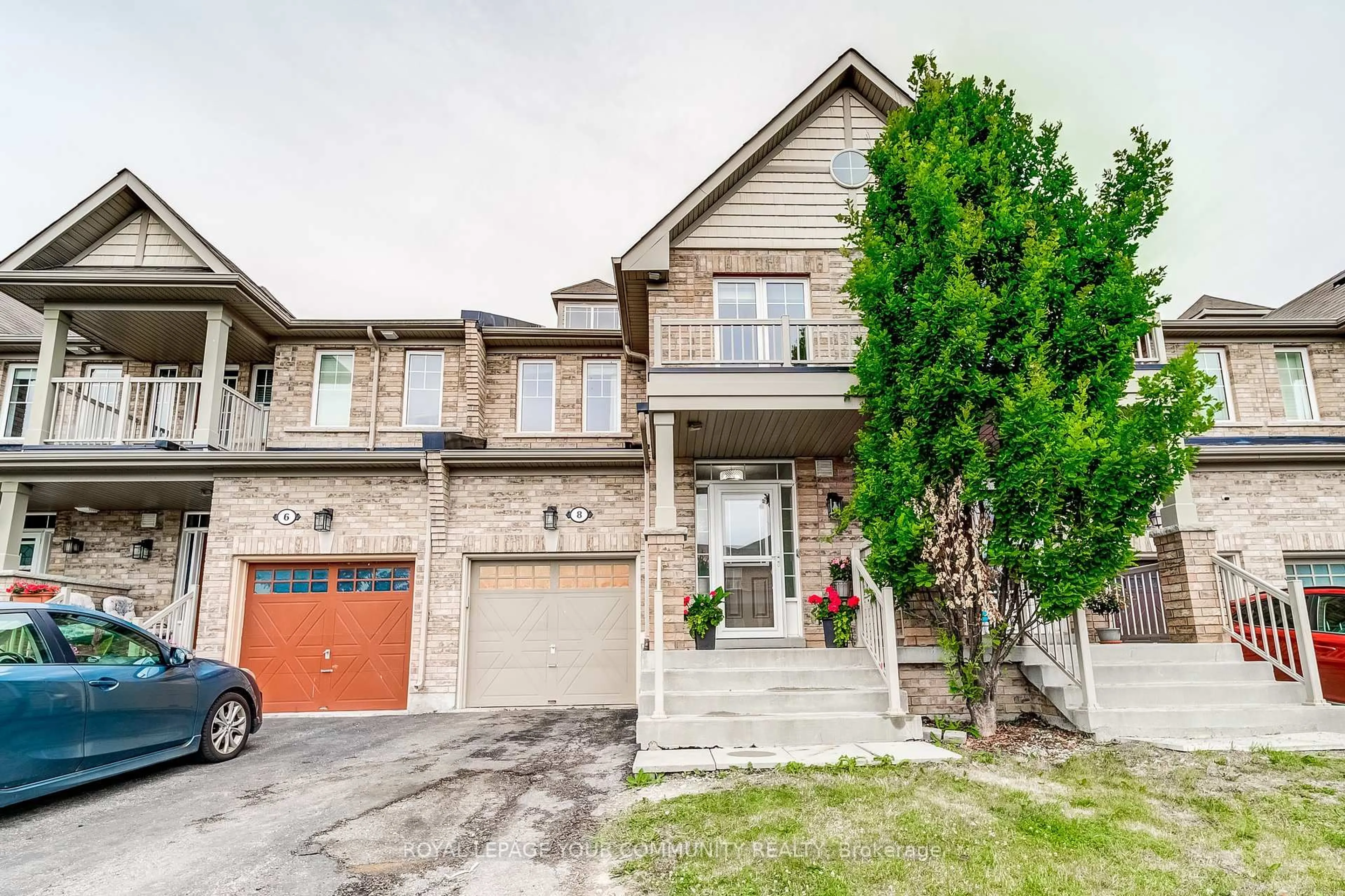 Home with brick exterior material, street for 8 Beechener St, Georgina Ontario L0E 1R0